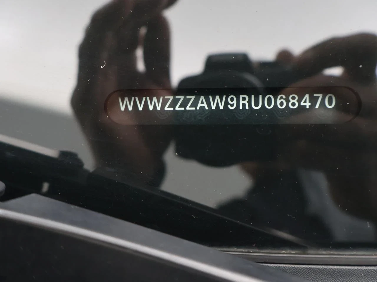 Volkswagen-Polo-image-9
