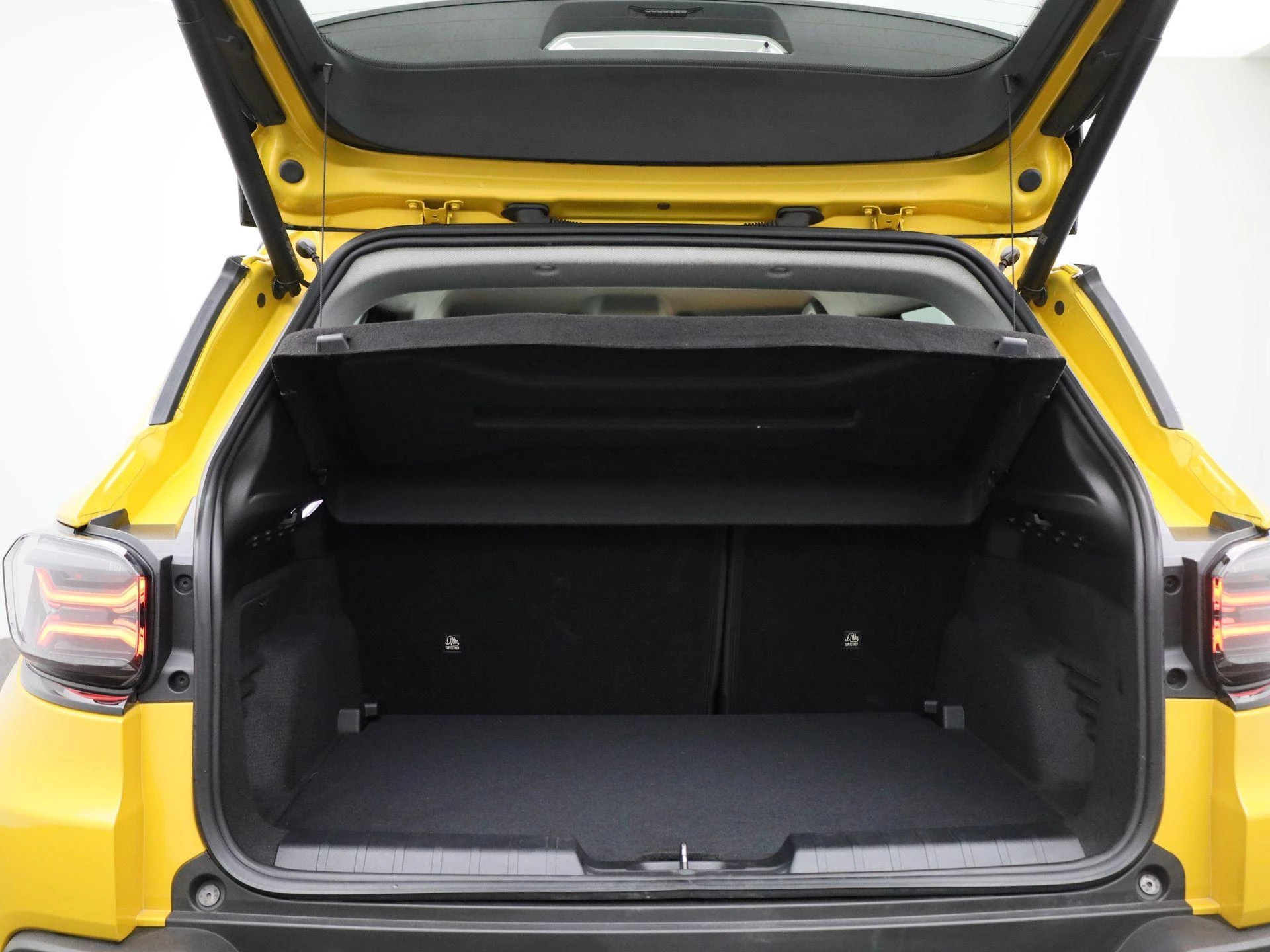 Jeep-Avenger-image-13