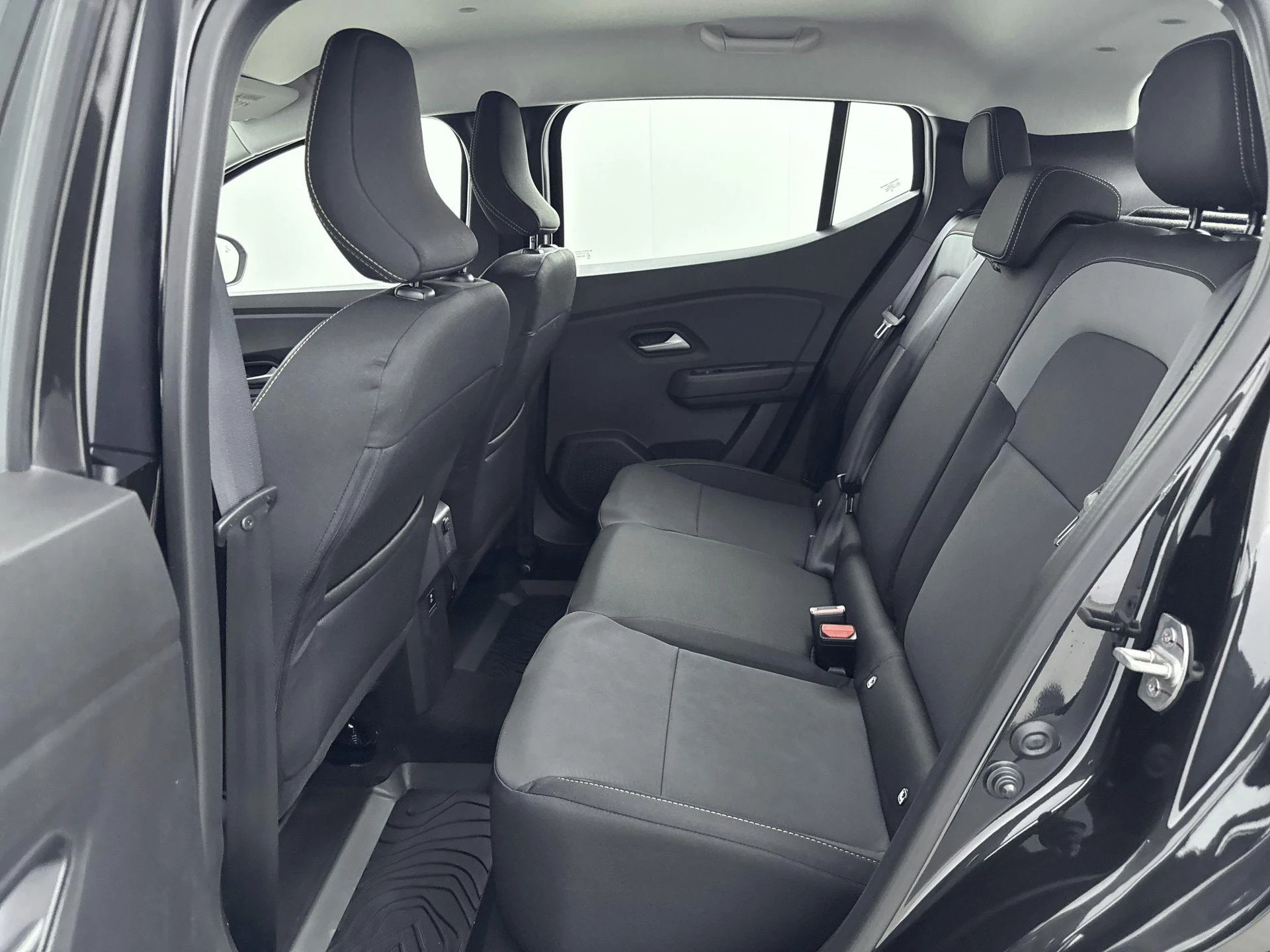 Dacia-Sandero Stepway-image-25