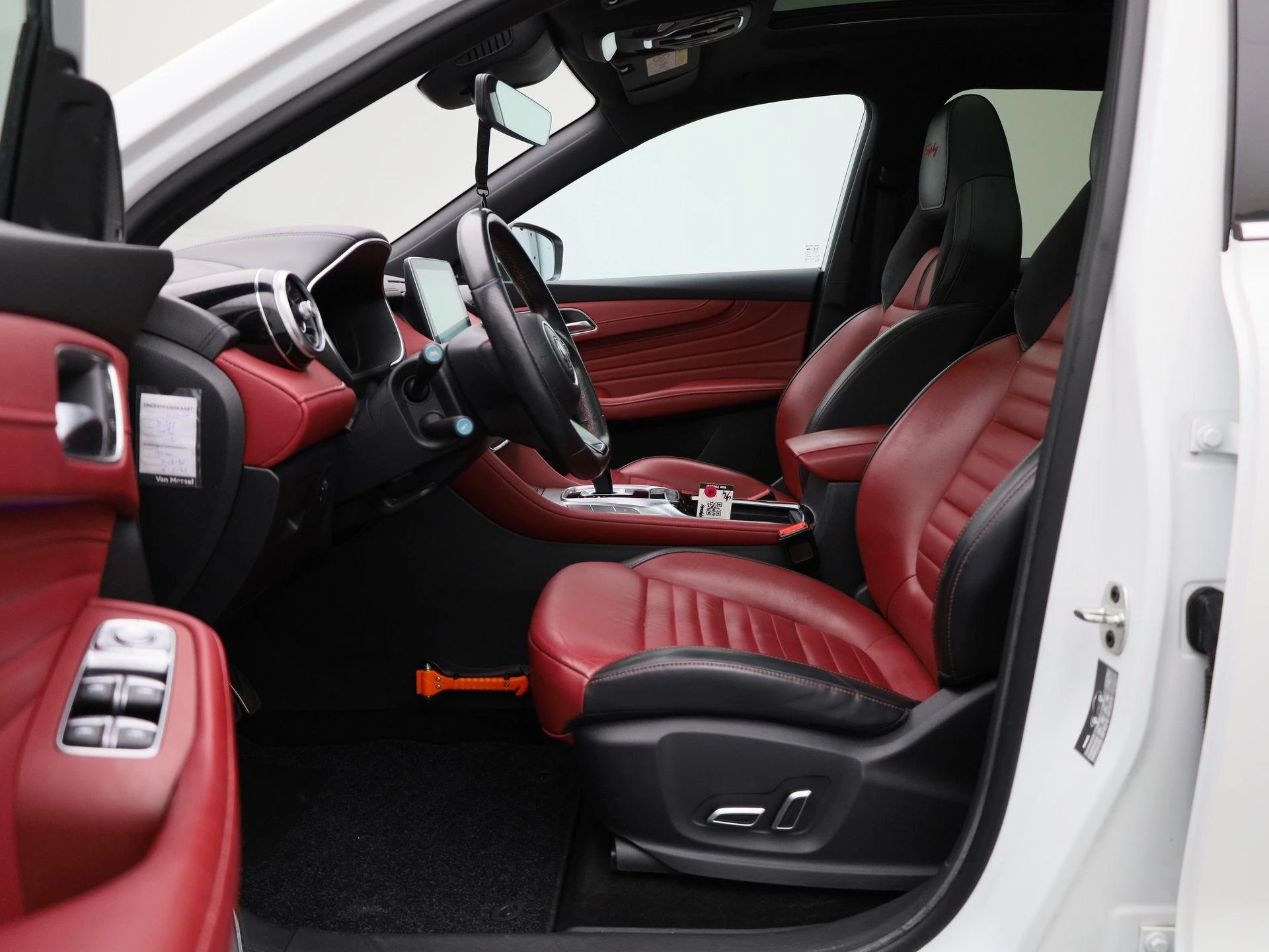 MG EHS 1.5 TGDI PHEV Luxury