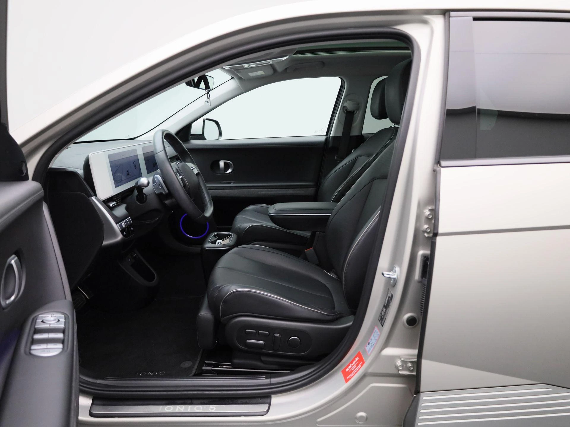 Hyundai-IONIQ 5-image-8