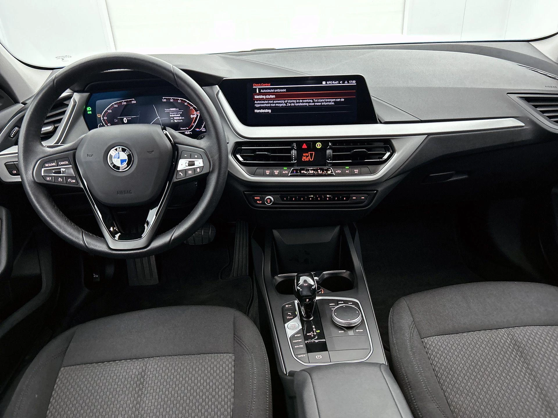 BMW-1 Serie-image-22