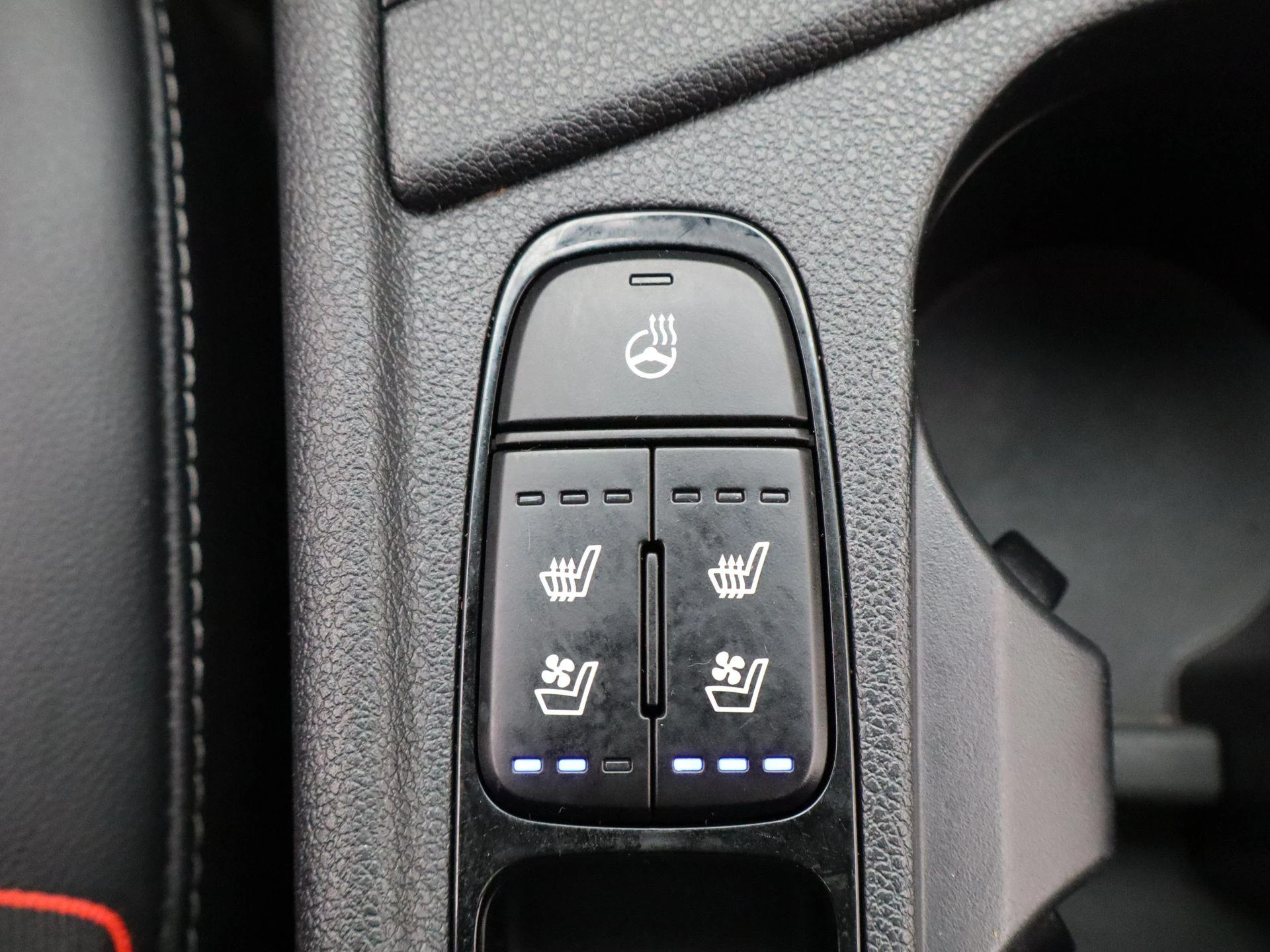 Kia-Niro-image-21