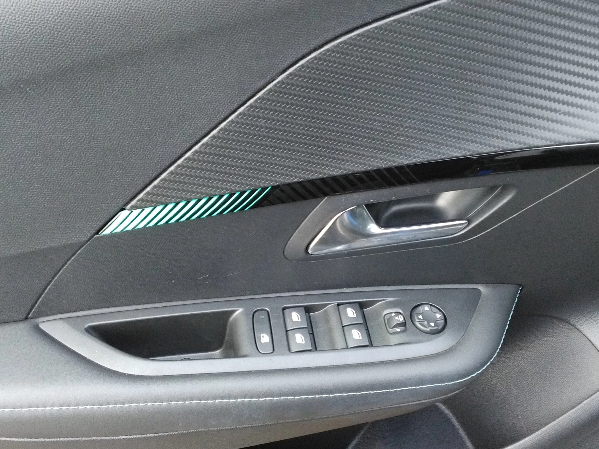 Peugeot 208 1.2 PureTech 100 Allure Pack (EURO 6d)