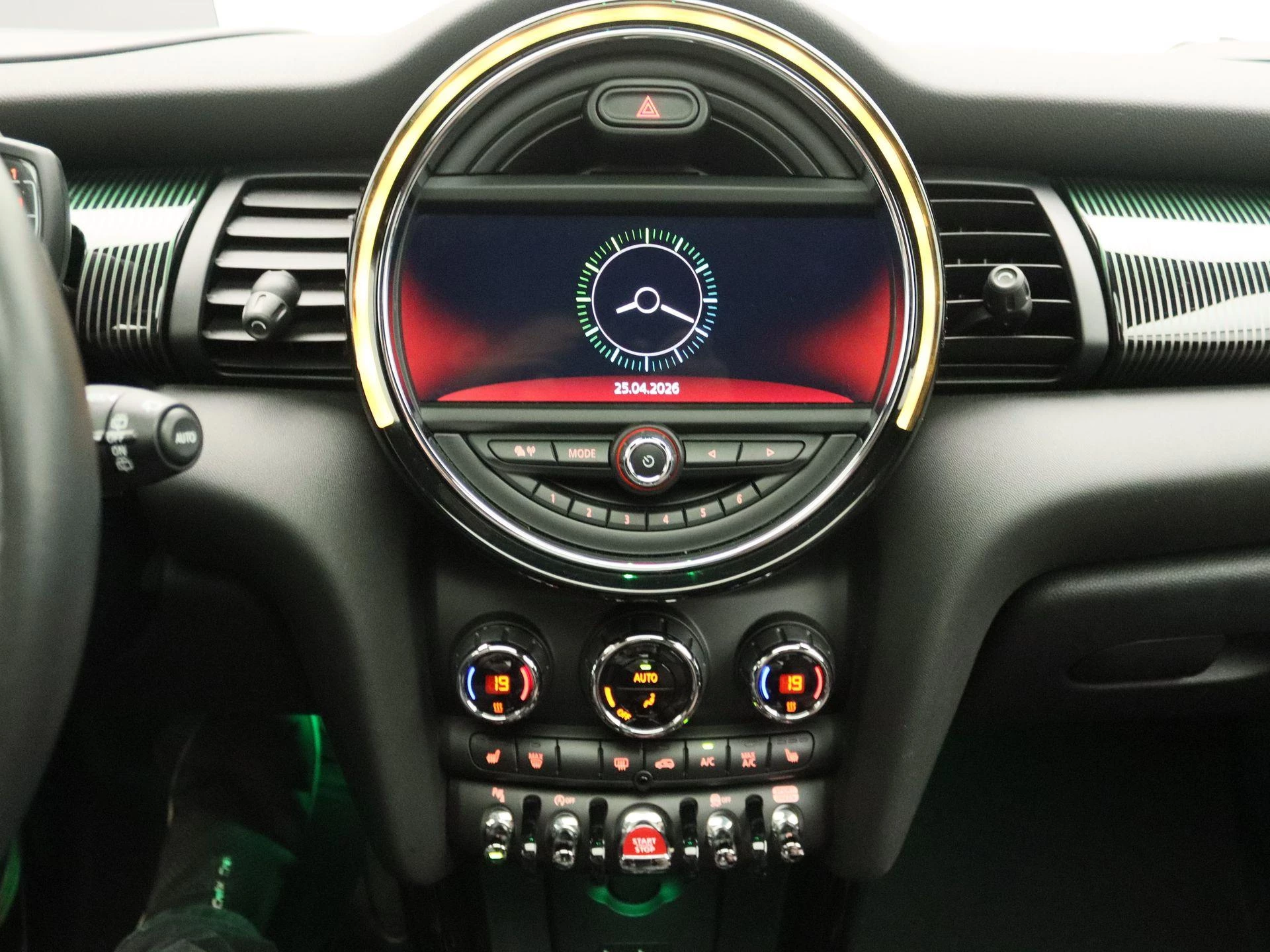 MINI-Cooper-image-8