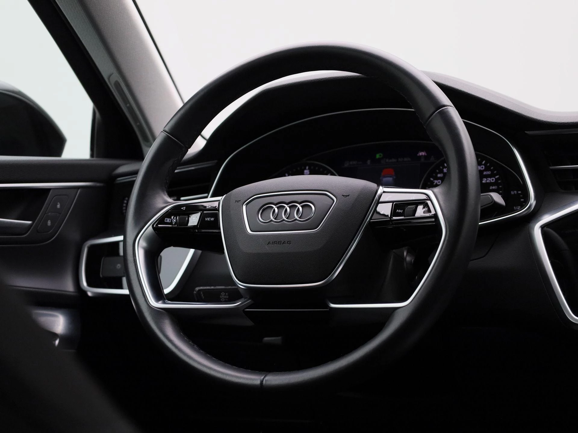 Audi-A6-image-39