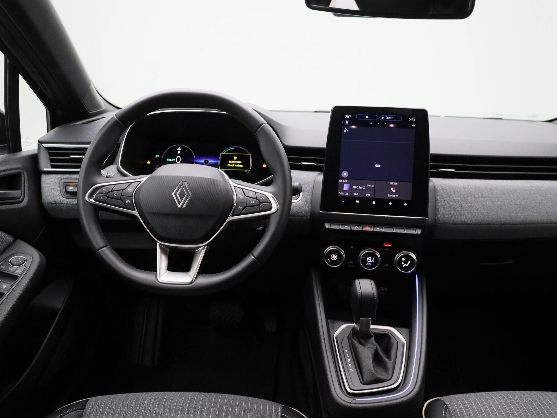 Renault-Clio-image-6