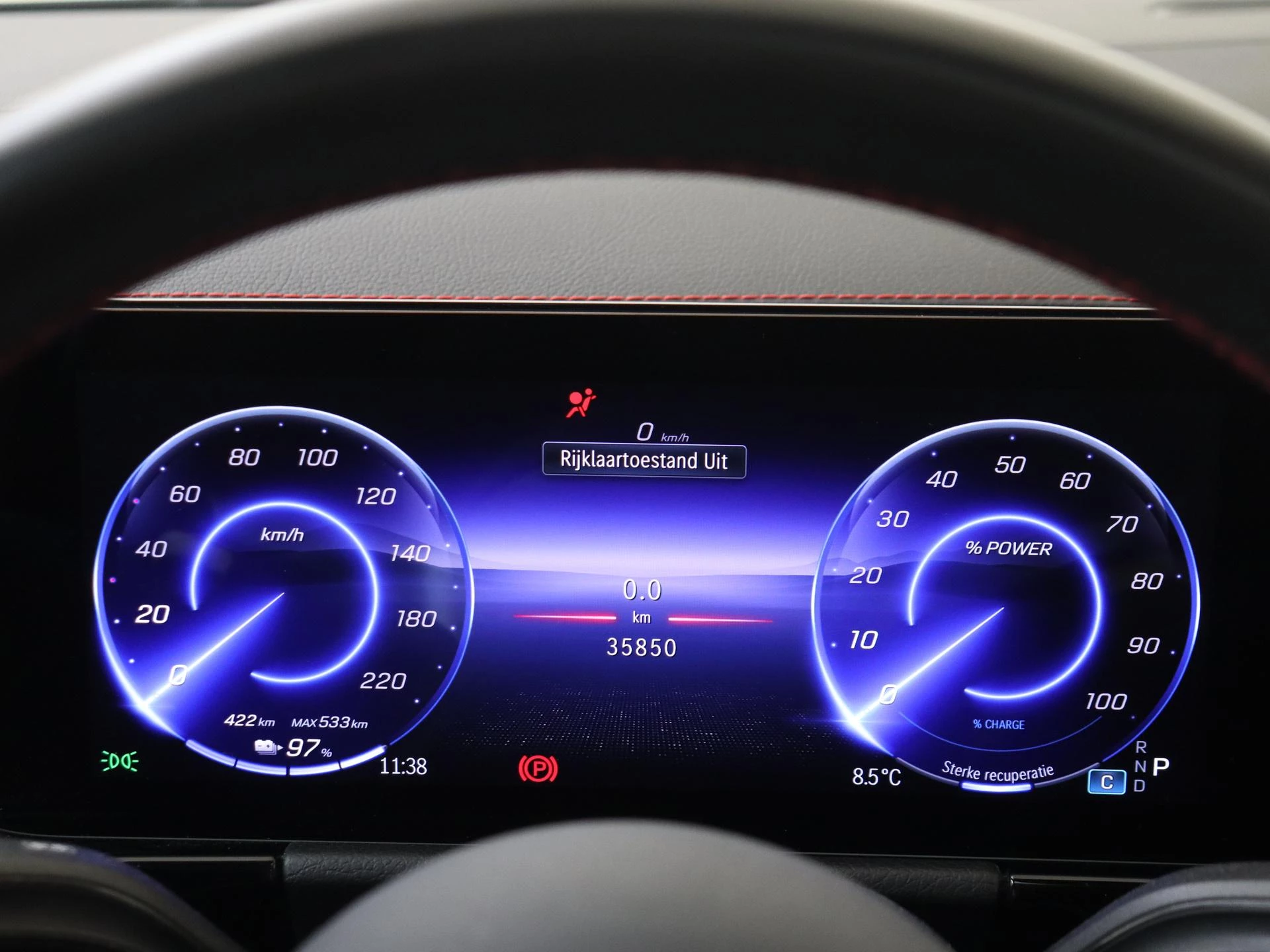 Mercedes-Benz-EQA-image-11