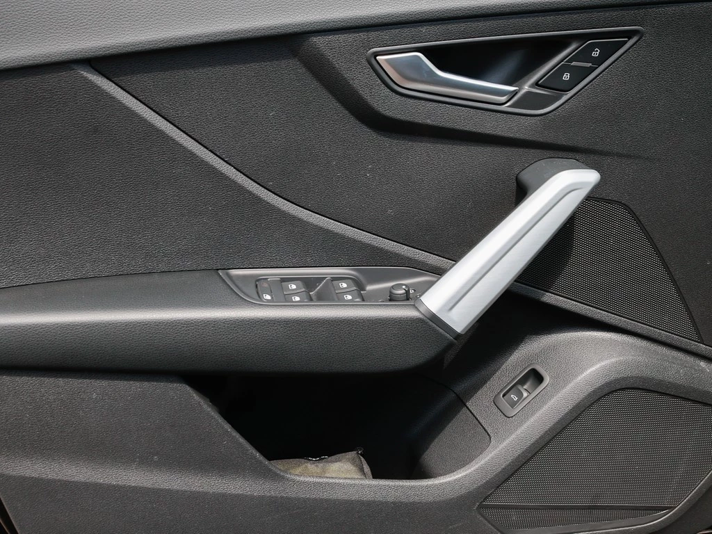 Audi Q2 40 TFSI quattro S line Kamera GRA PDC+