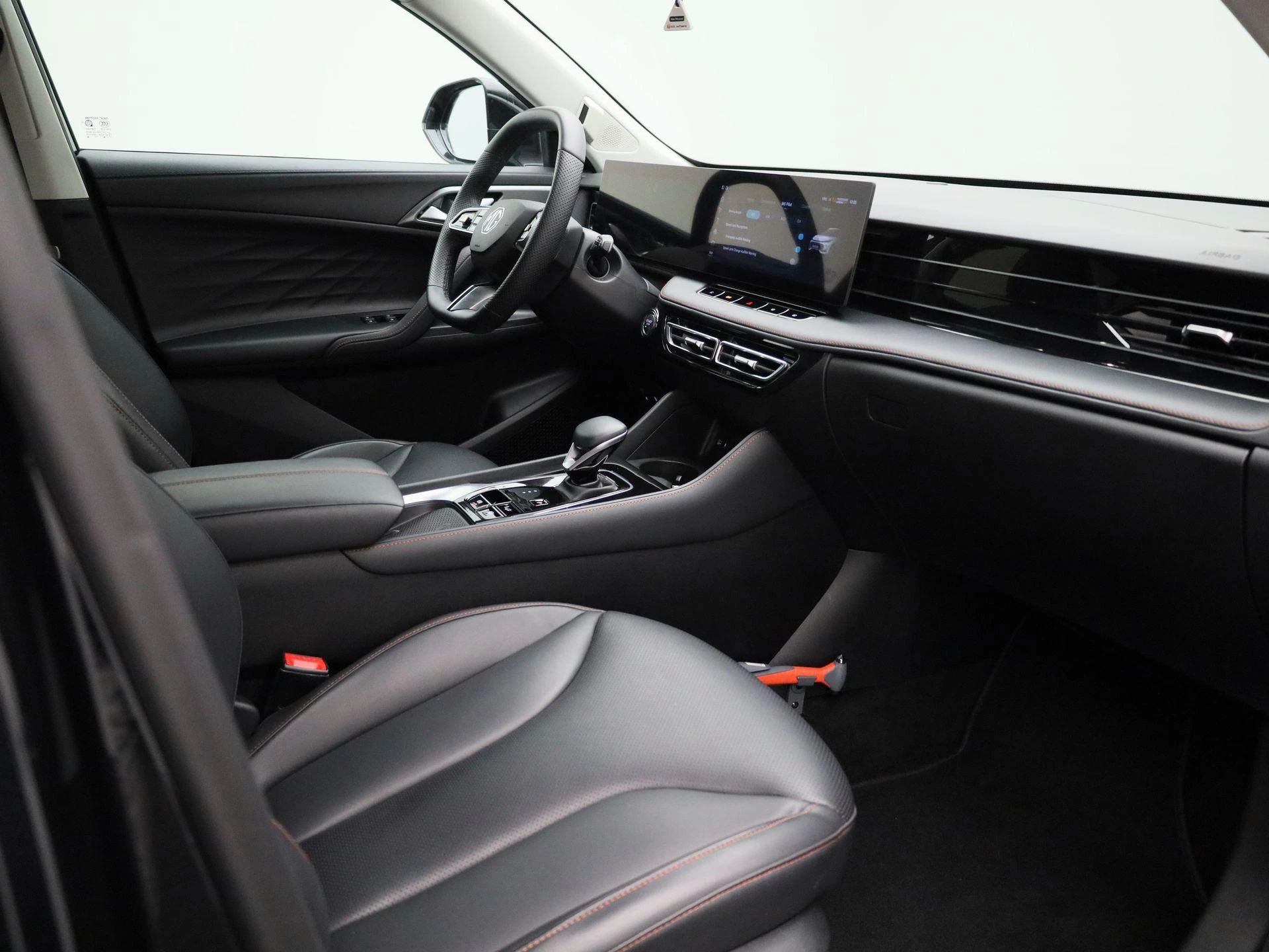MG-HS-image-32