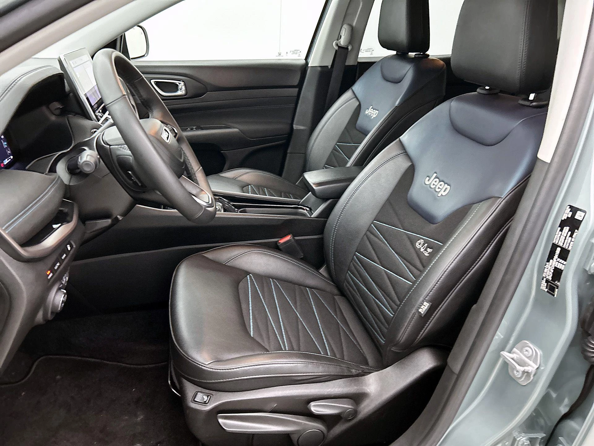 Jeep Compass 4xe 240 Plug-in Hybrid Electric Upland
