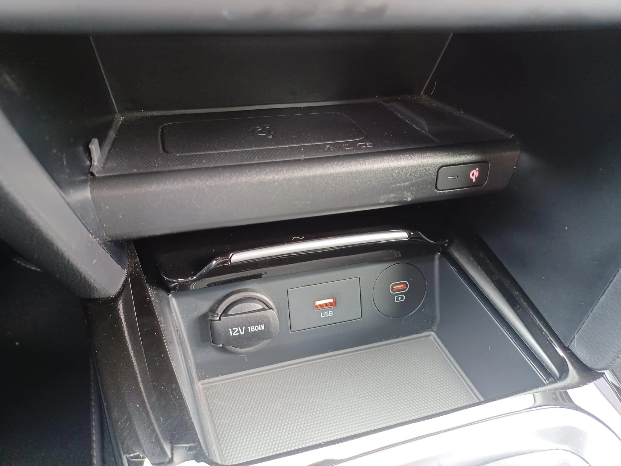 Kia-Ceed Sportswagon-image-18