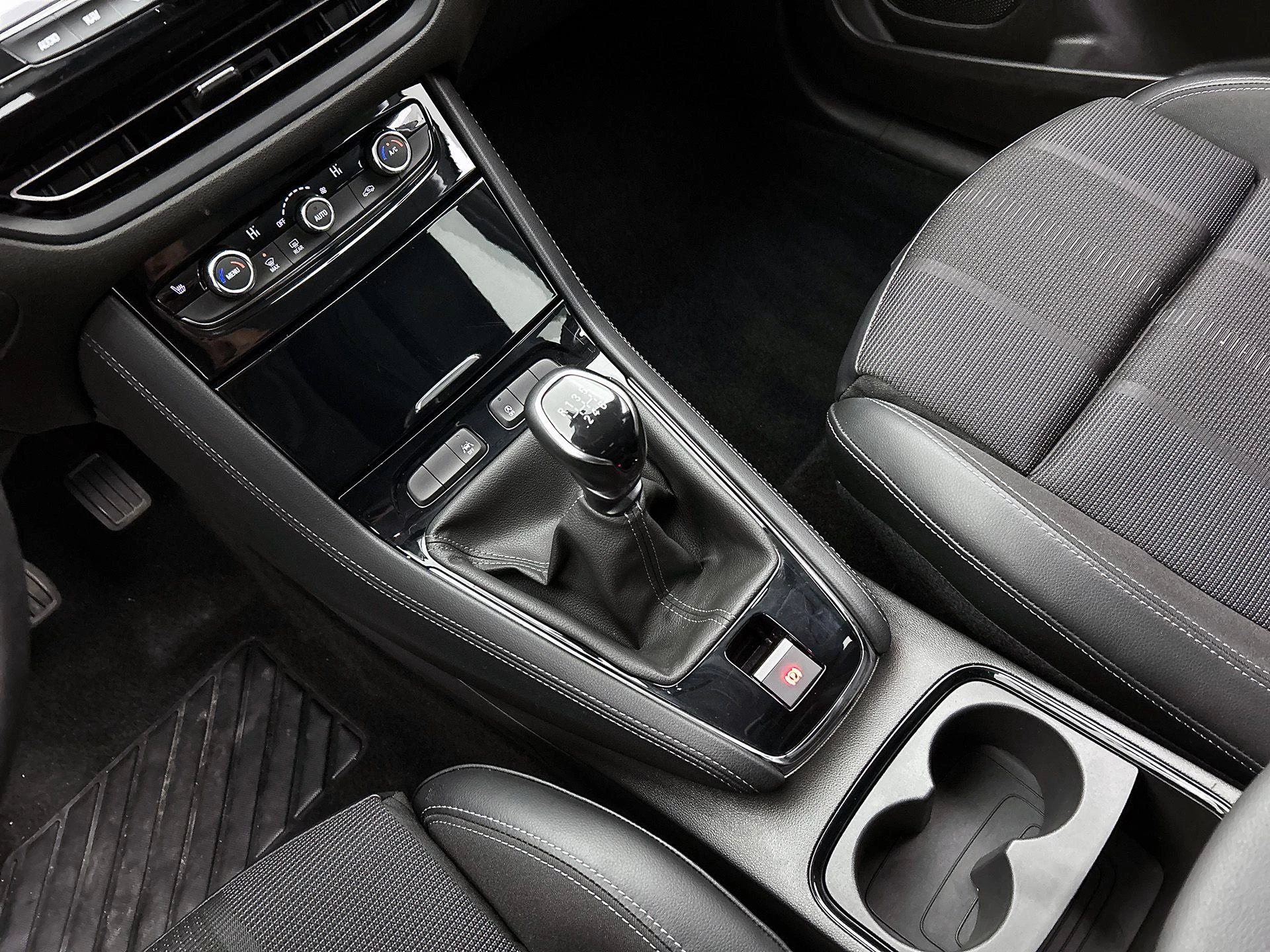 Opel-Grandland-image-22