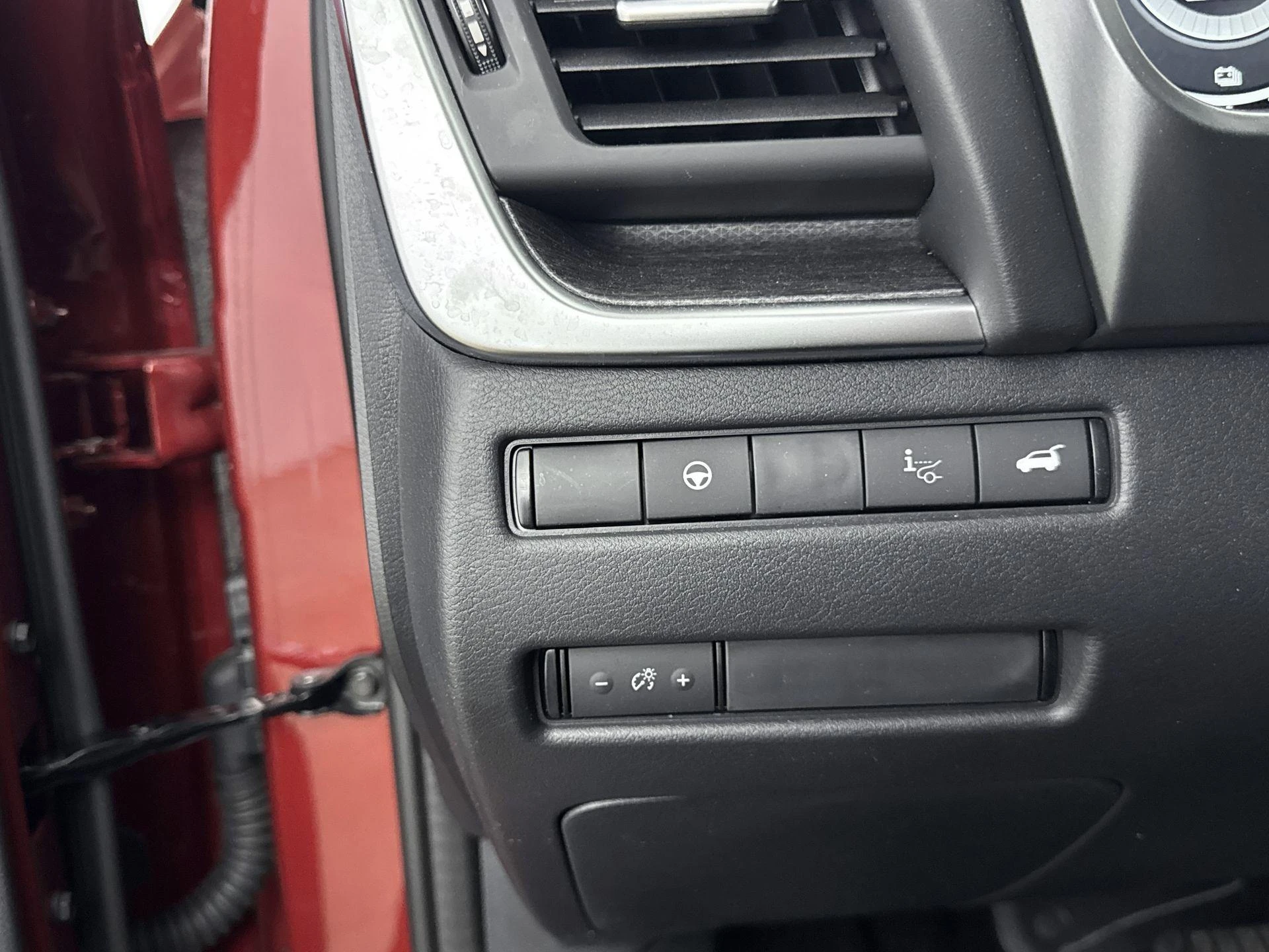 Nissan-QASHQAI-image-23