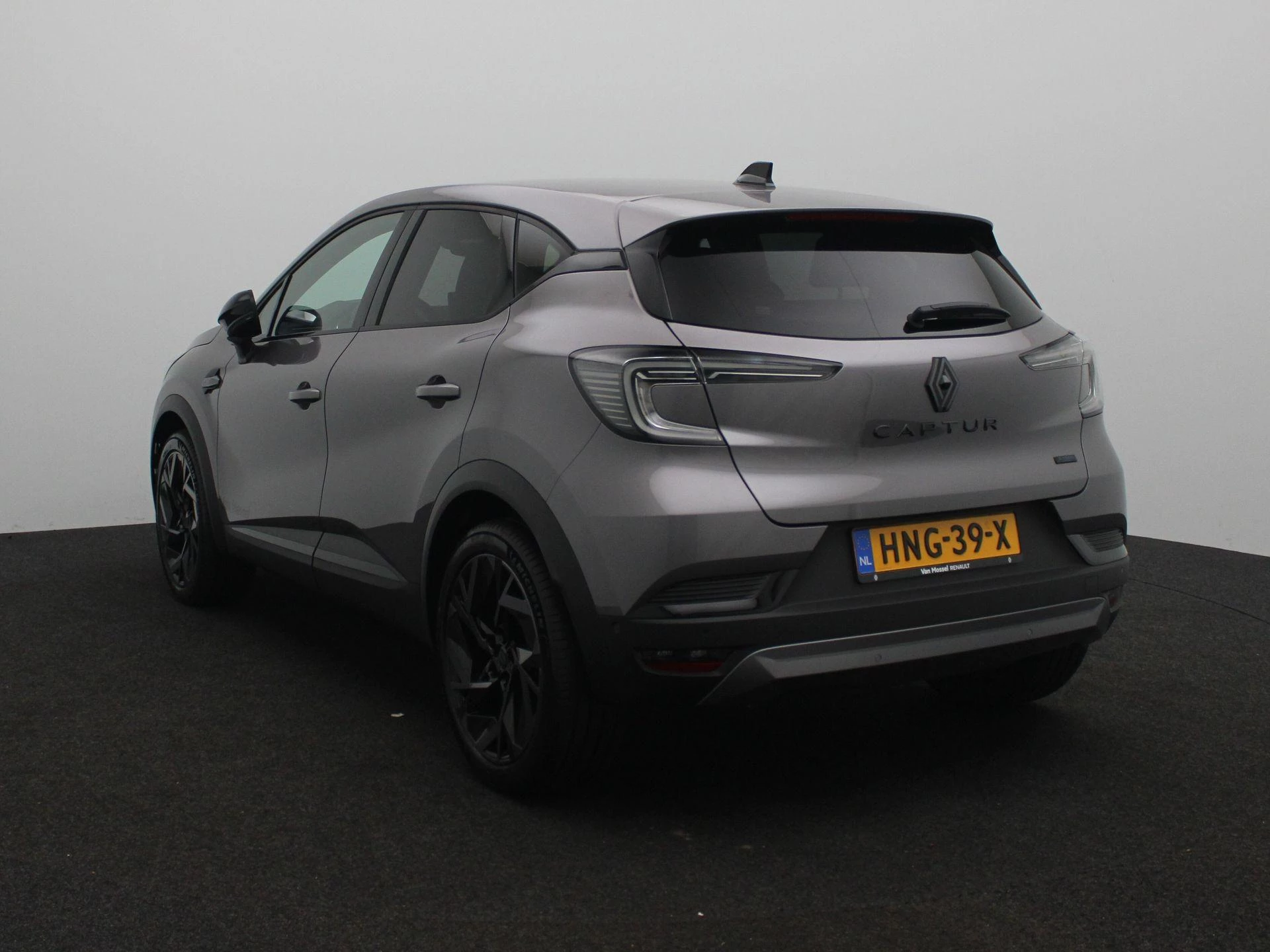 Renault-Captur-image-1
