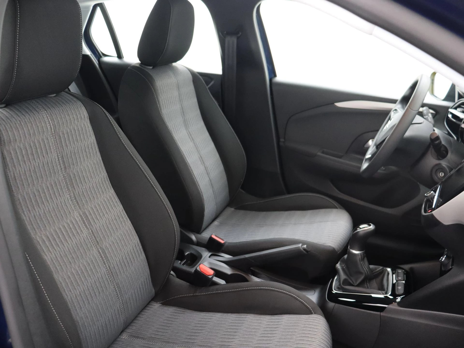 Opel-Corsa-image-8