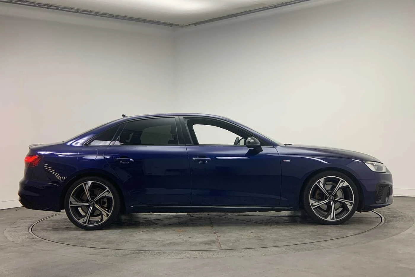 Audi-A4-image-3