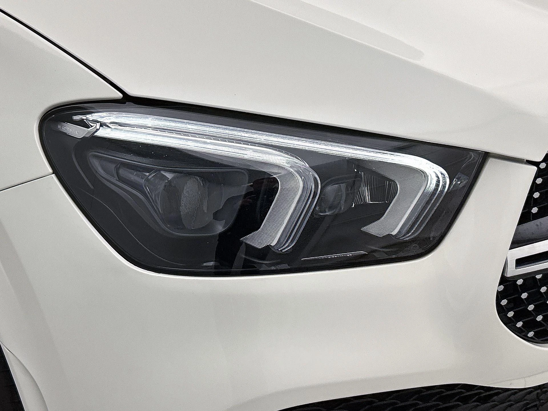 Mercedes-Benz-GLE-image-36