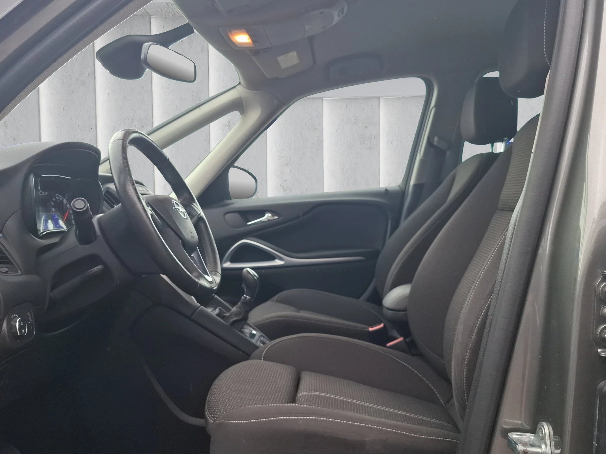 Opel Zafira Business Edition BUSINESSPKT*BI-LED*AHK*LRH*RFK*ERGONOMIESITZ