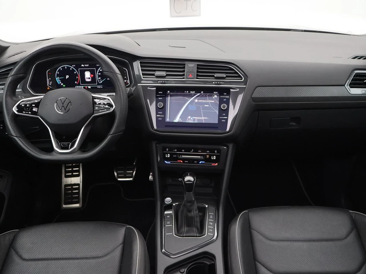 Volkswagen-Tiguan Allspace-image-10