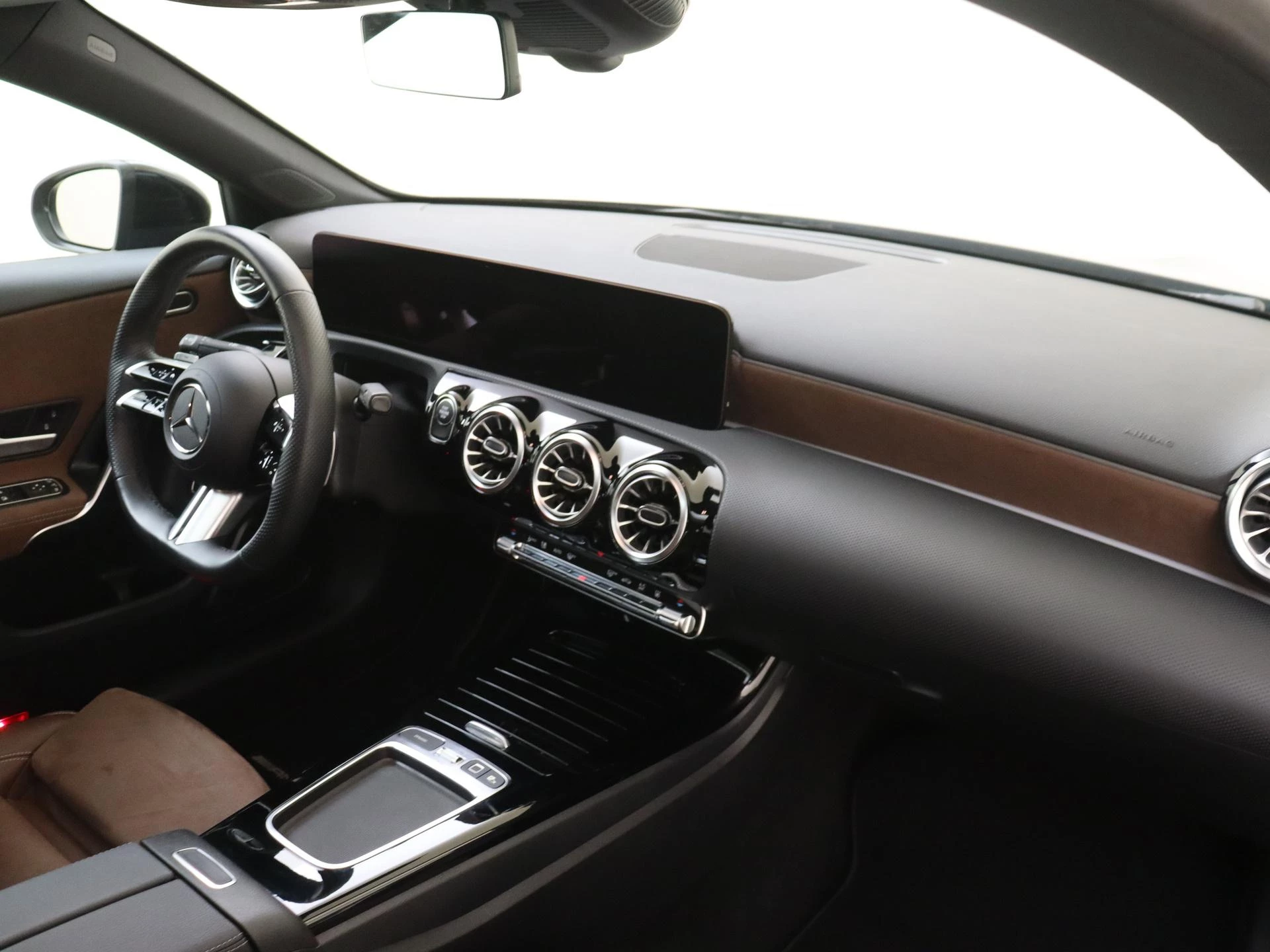Mercedes-Benz A-Klasse 250 e Star Edition AMG Line