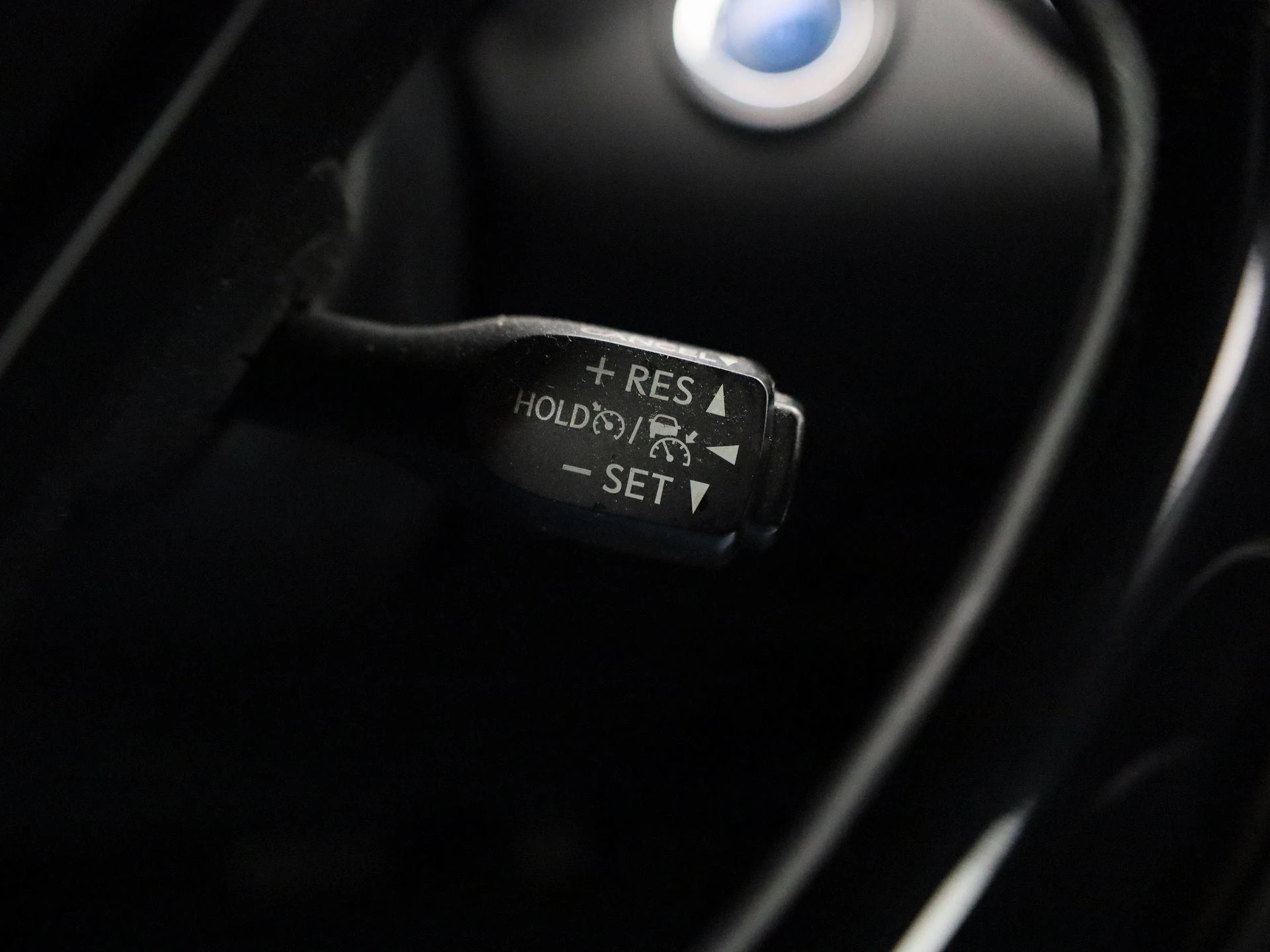 Toyota-C-HR-image-19