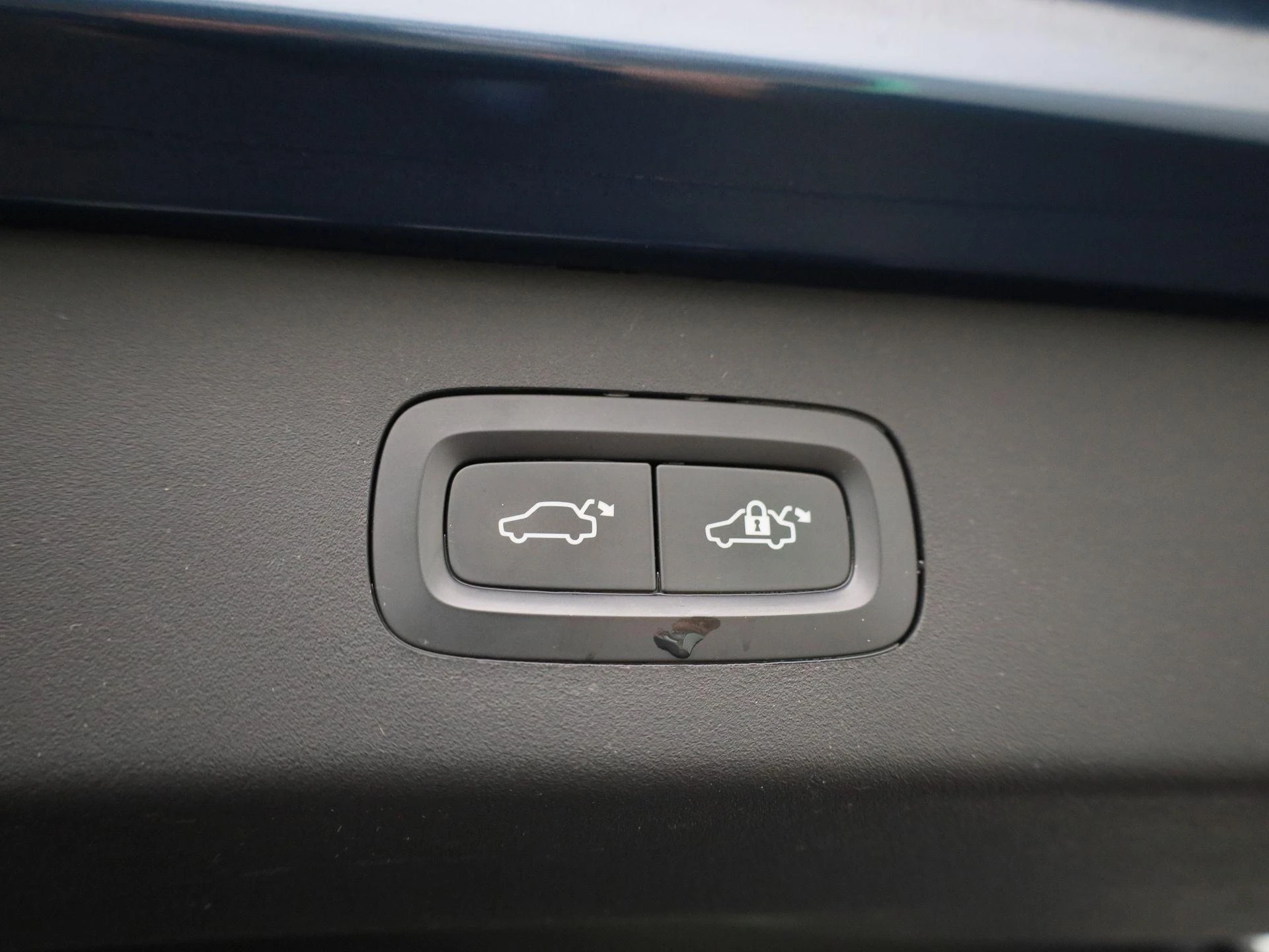 Lynk & Co-01-image-12