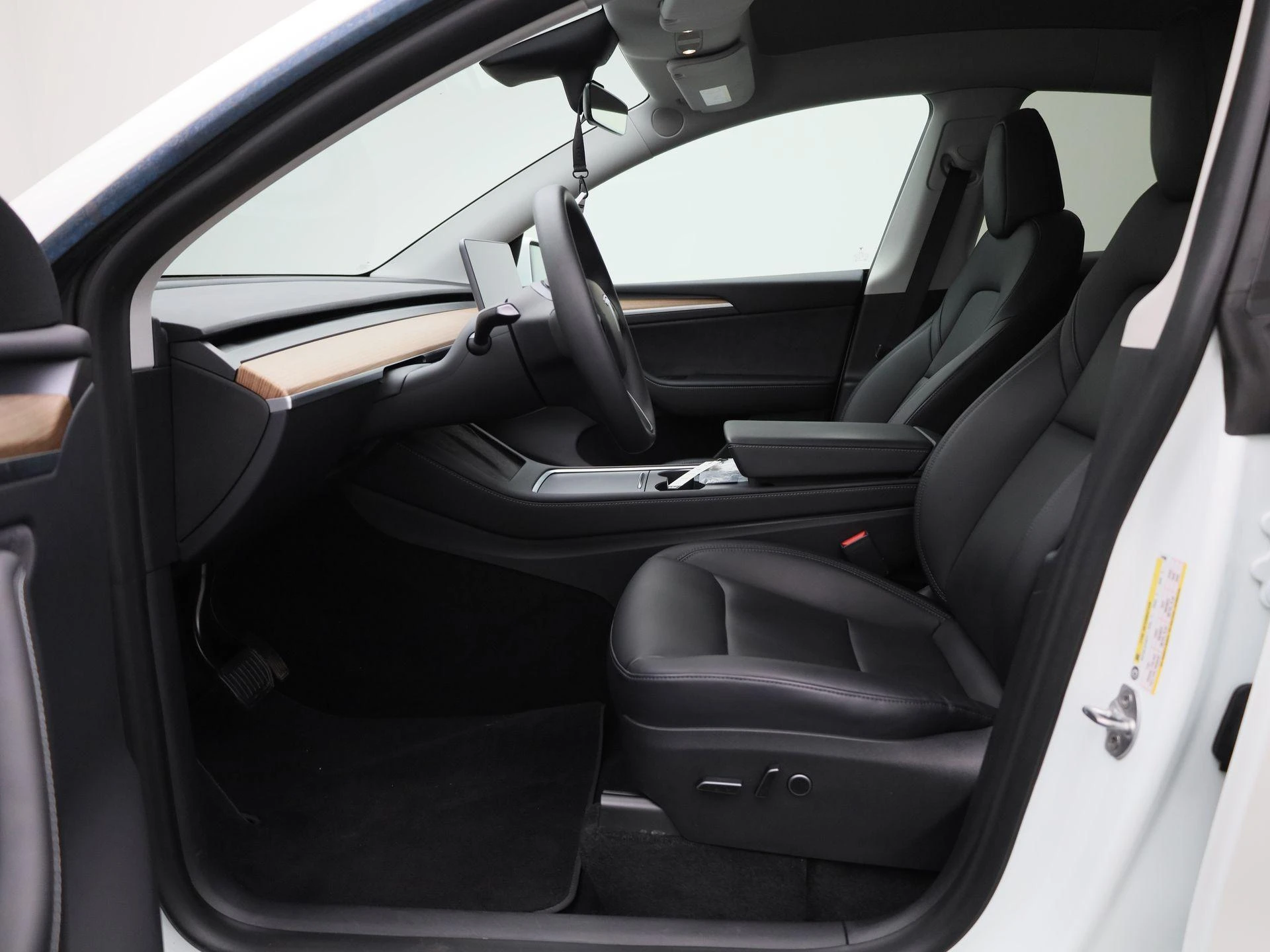 Tesla Model Y Long Range Dual Motor AWD