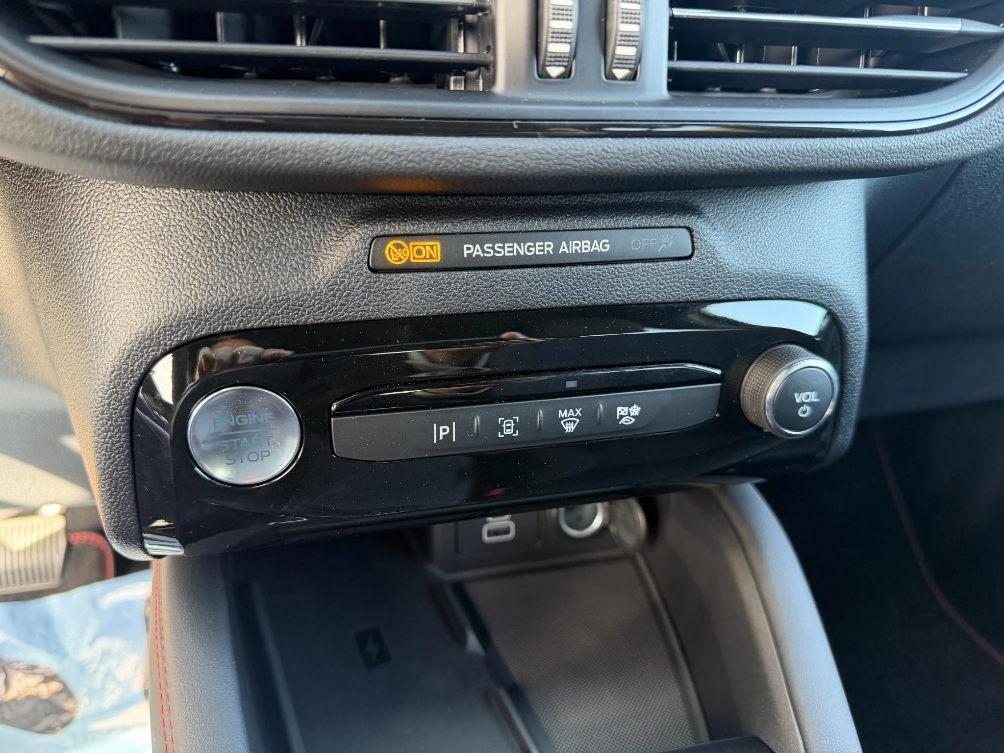 Ford-Kuga-image-11