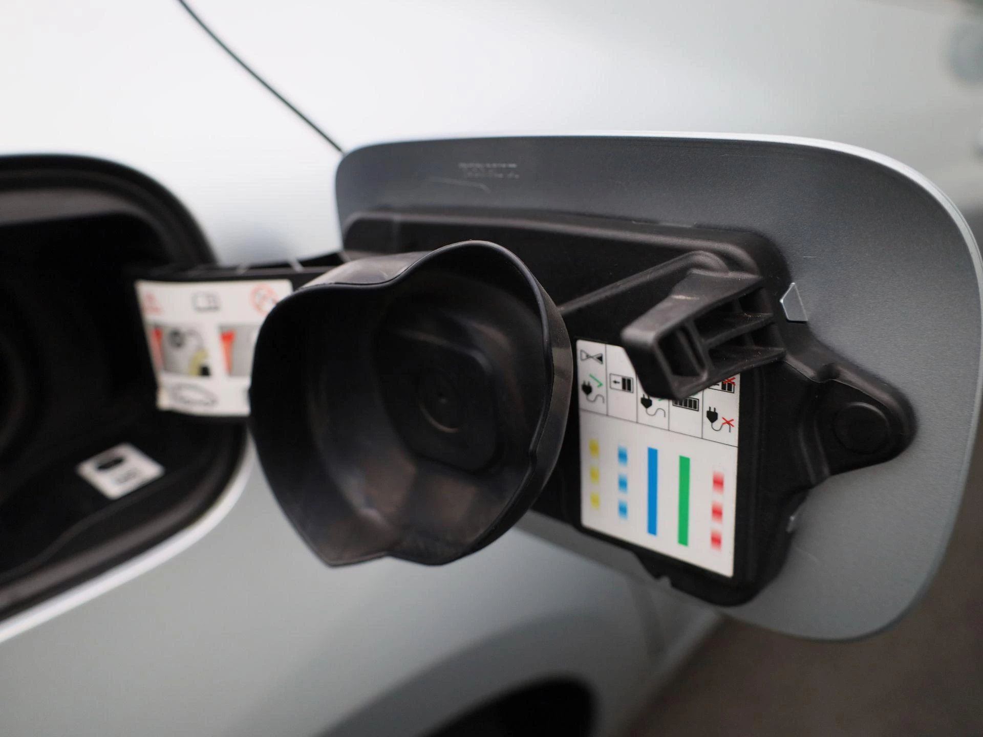 Renault-Megane E-Tech-image-37