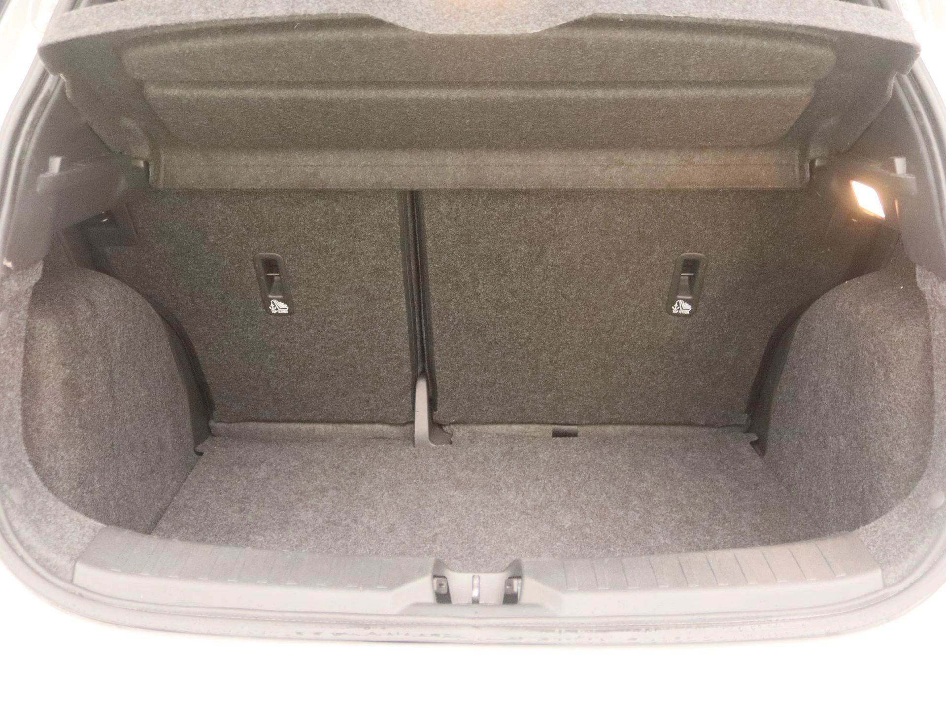 Nissan-Micra-image-13