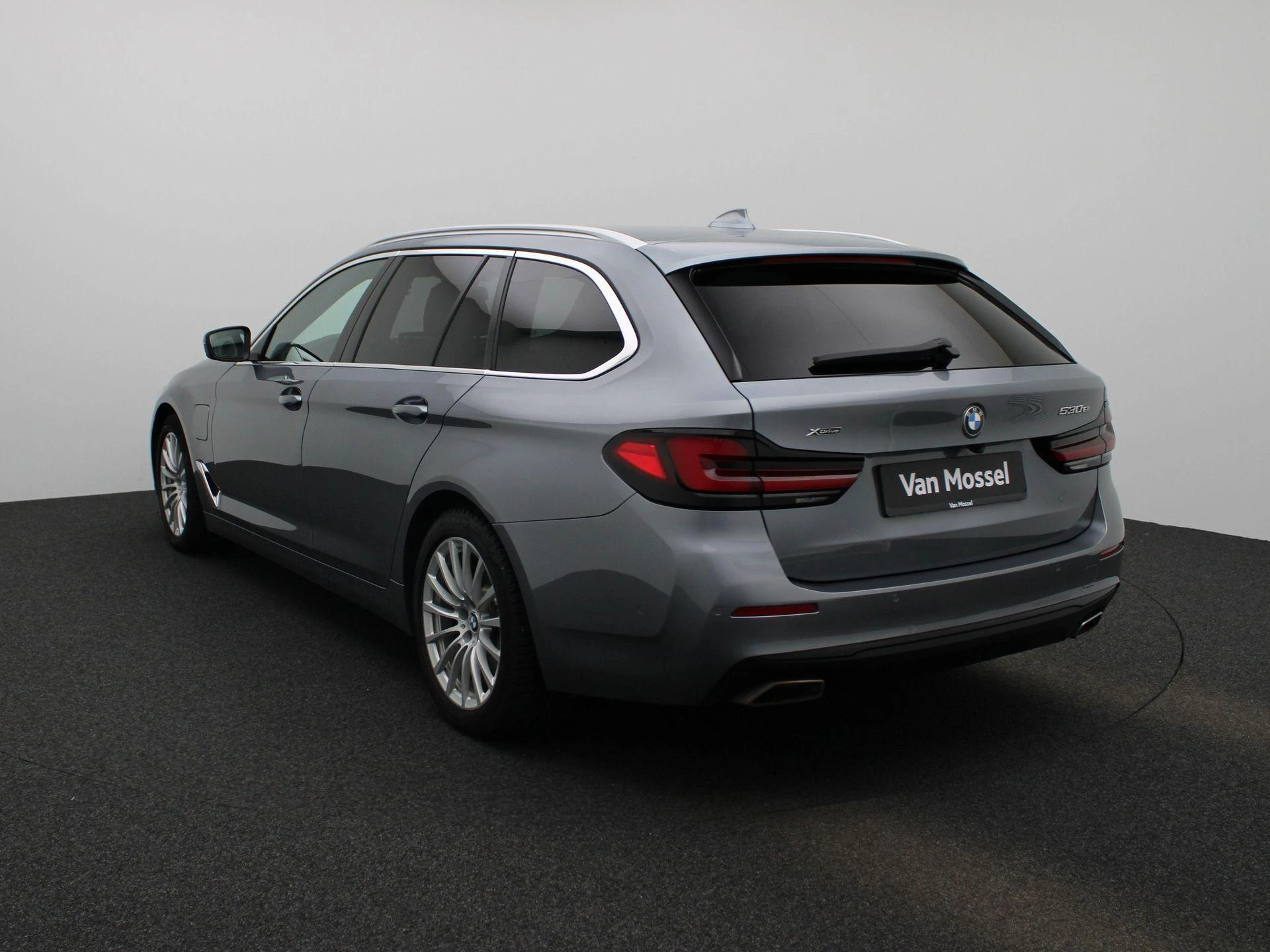 BMW-5 Serie-image-1