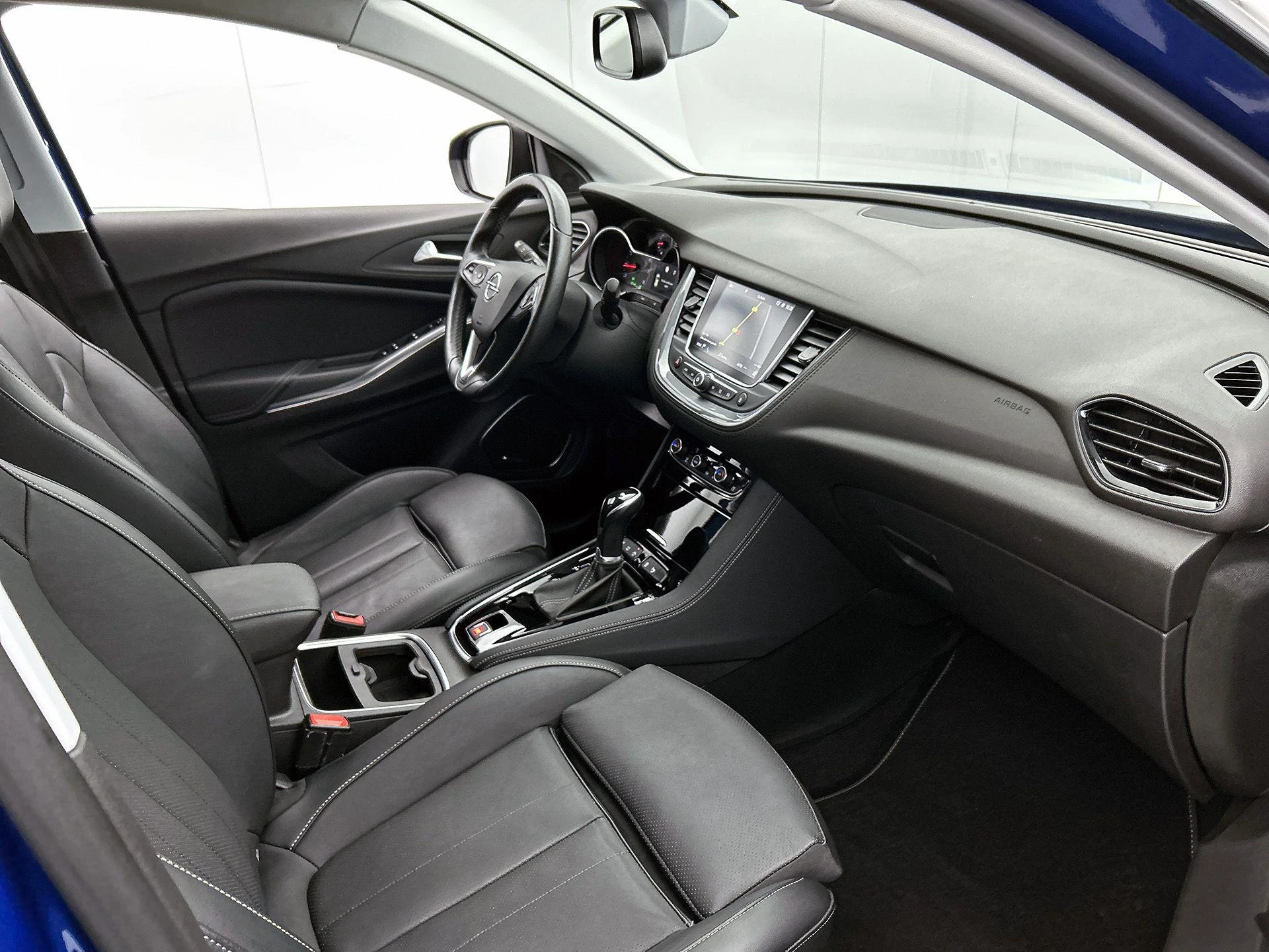 Opel-Grandland X-image-21