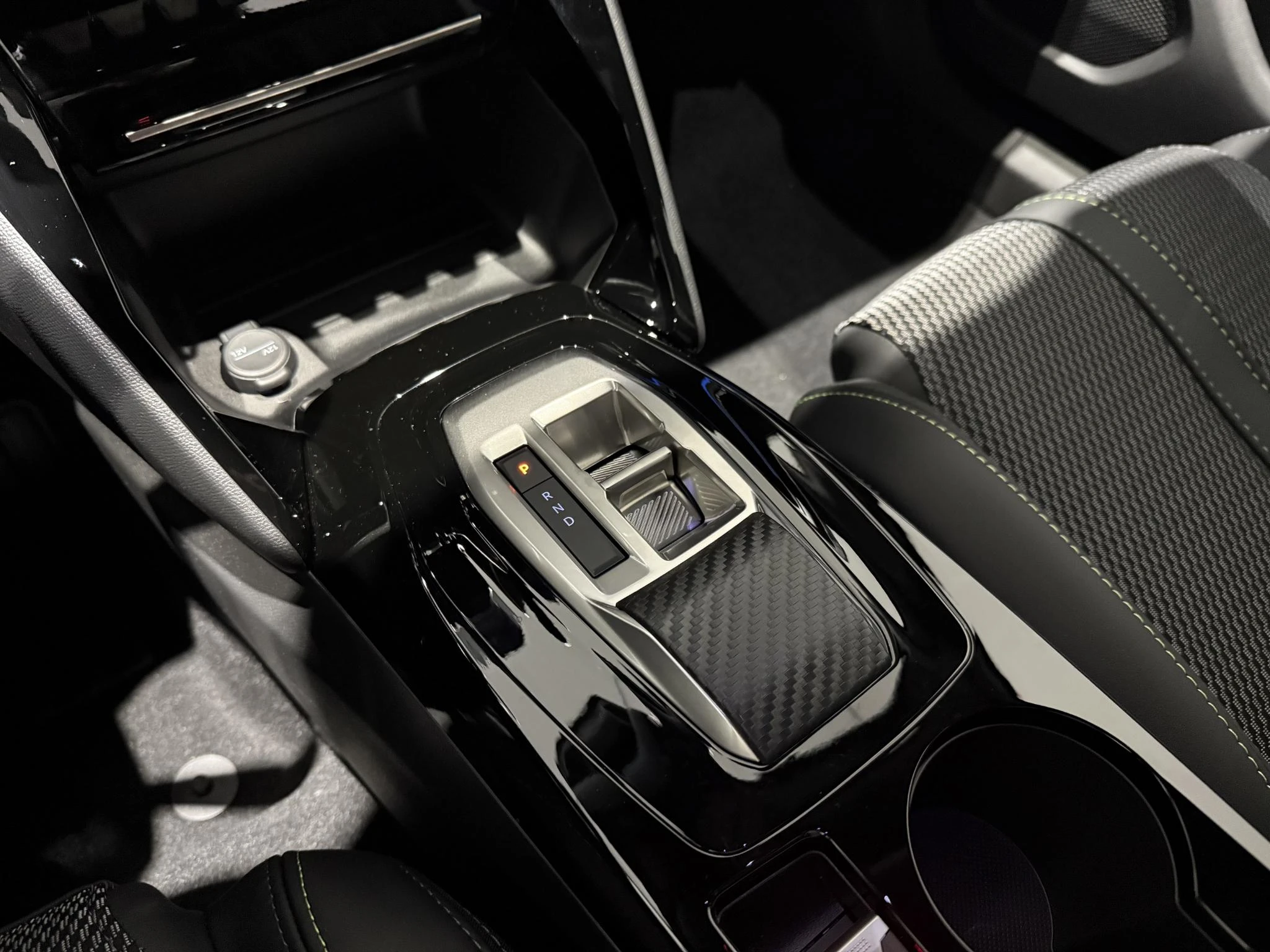 Peugeot-2008-image-16