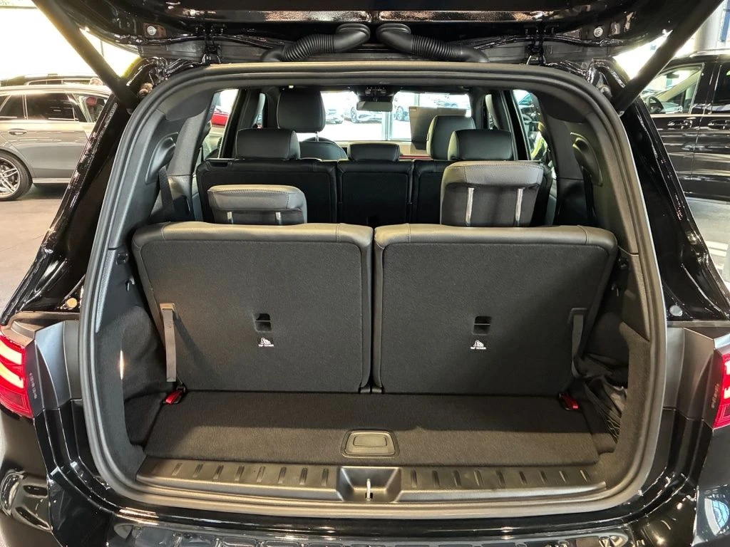 Mercedes-Benz-GLB 200 d-image-20