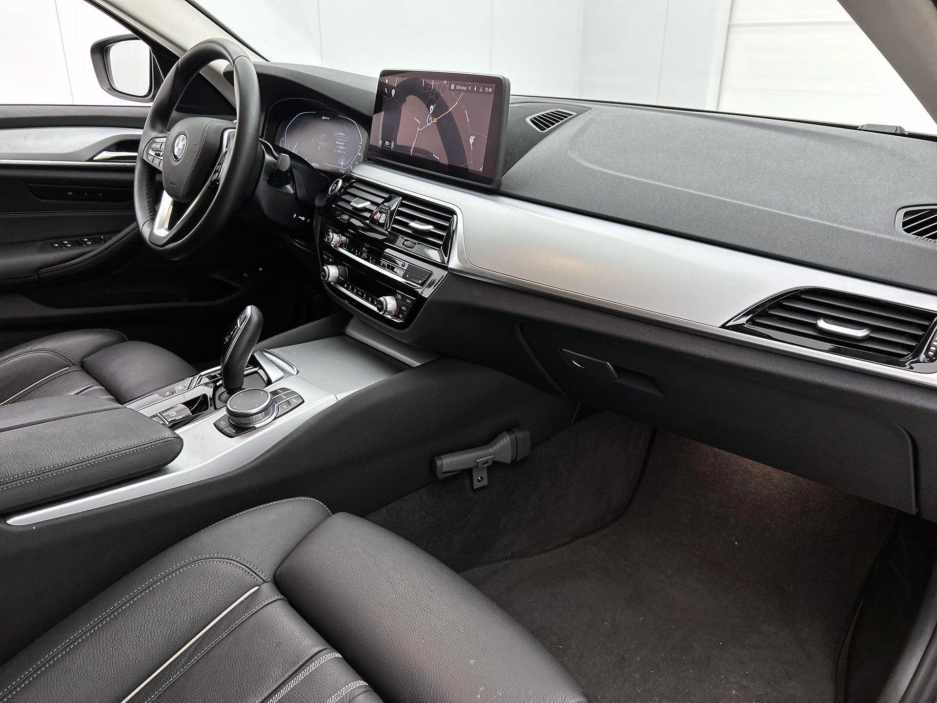BMW-5 Serie-image-19
