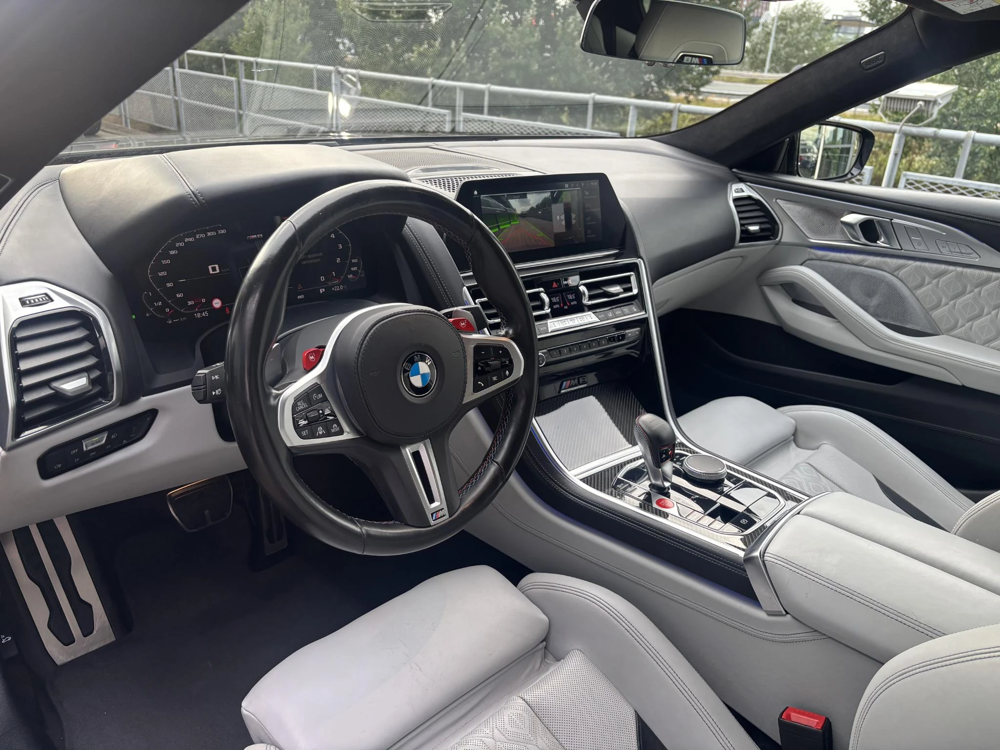BMW-M8-image-7