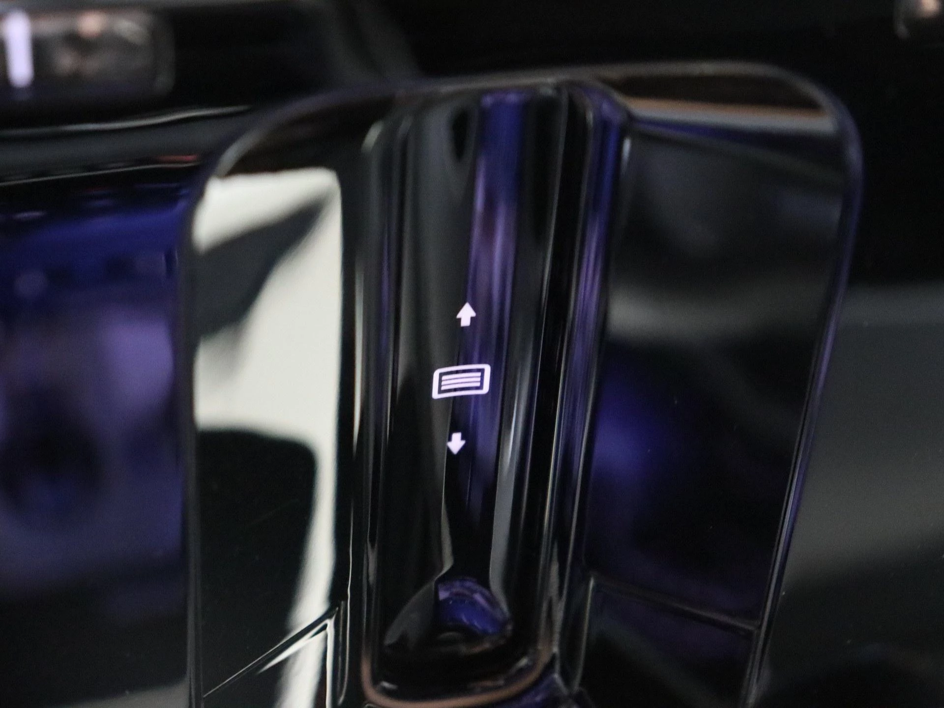 Mercedes-Benz-C-Klasse-image-23