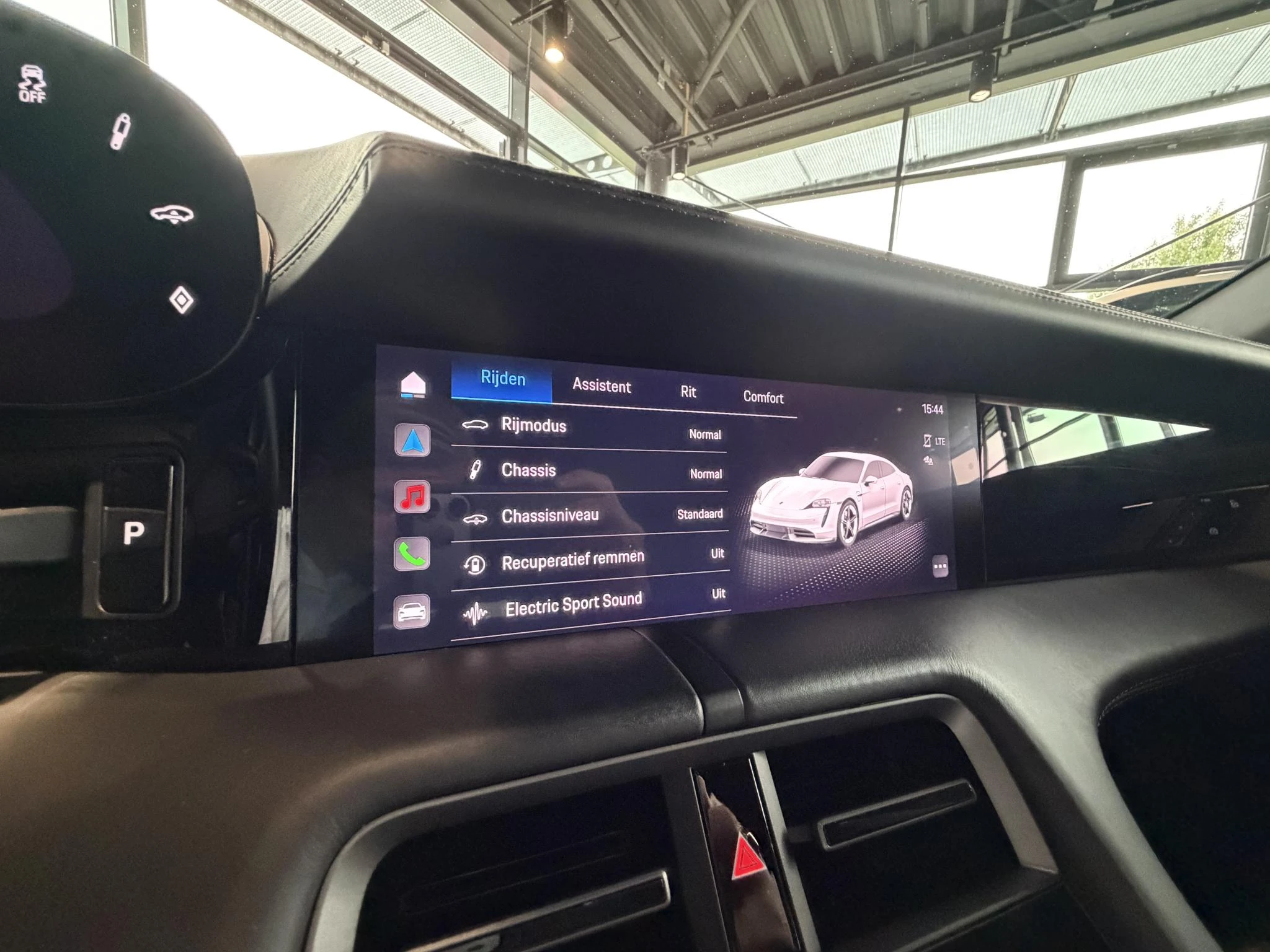 Porsche-Taycan-image-15