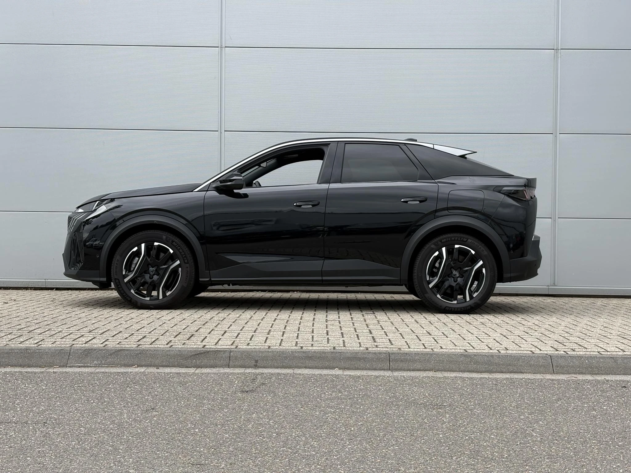 Peugeot-3008-image-1