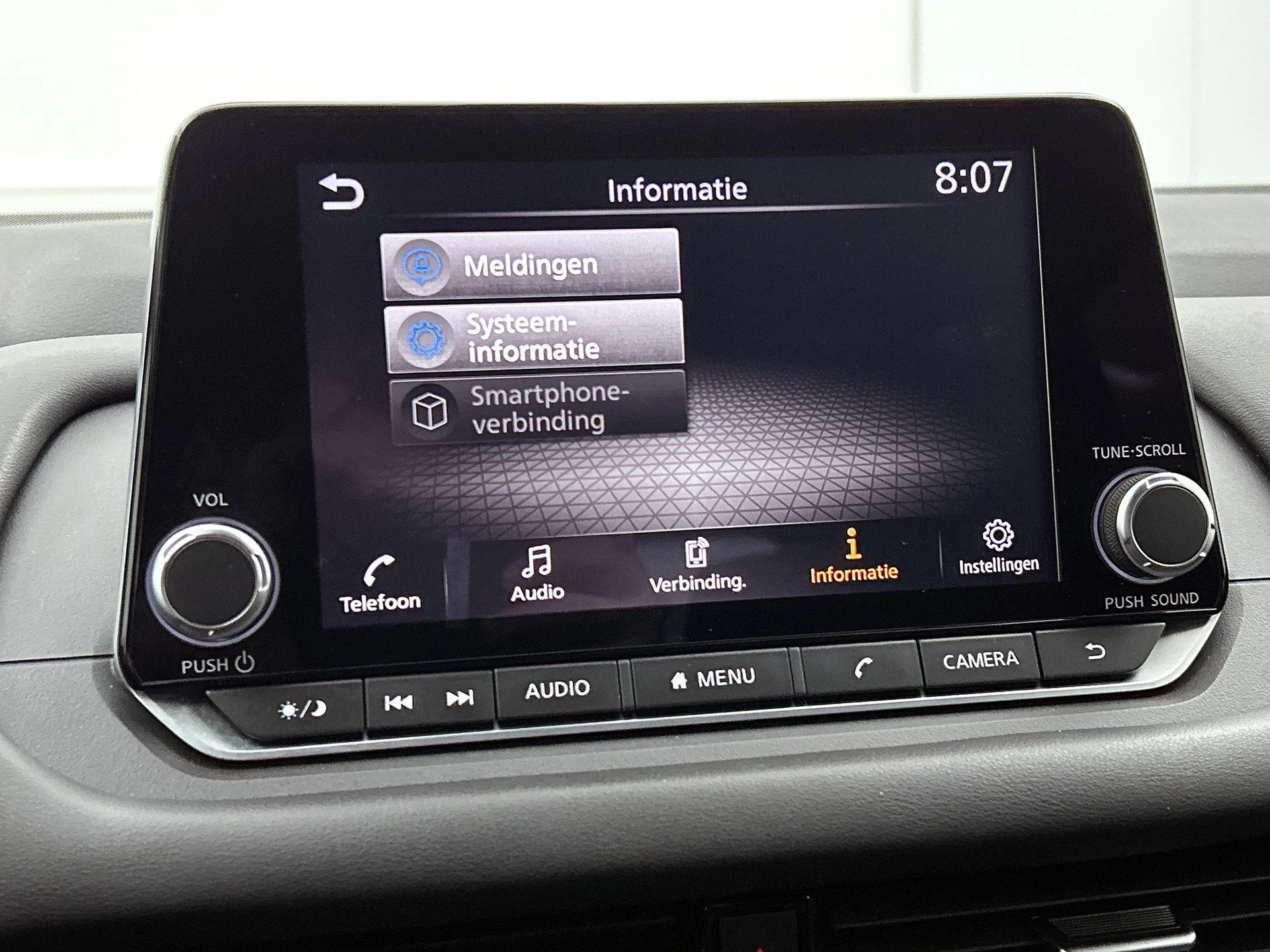 Nissan-QASHQAI-image-9