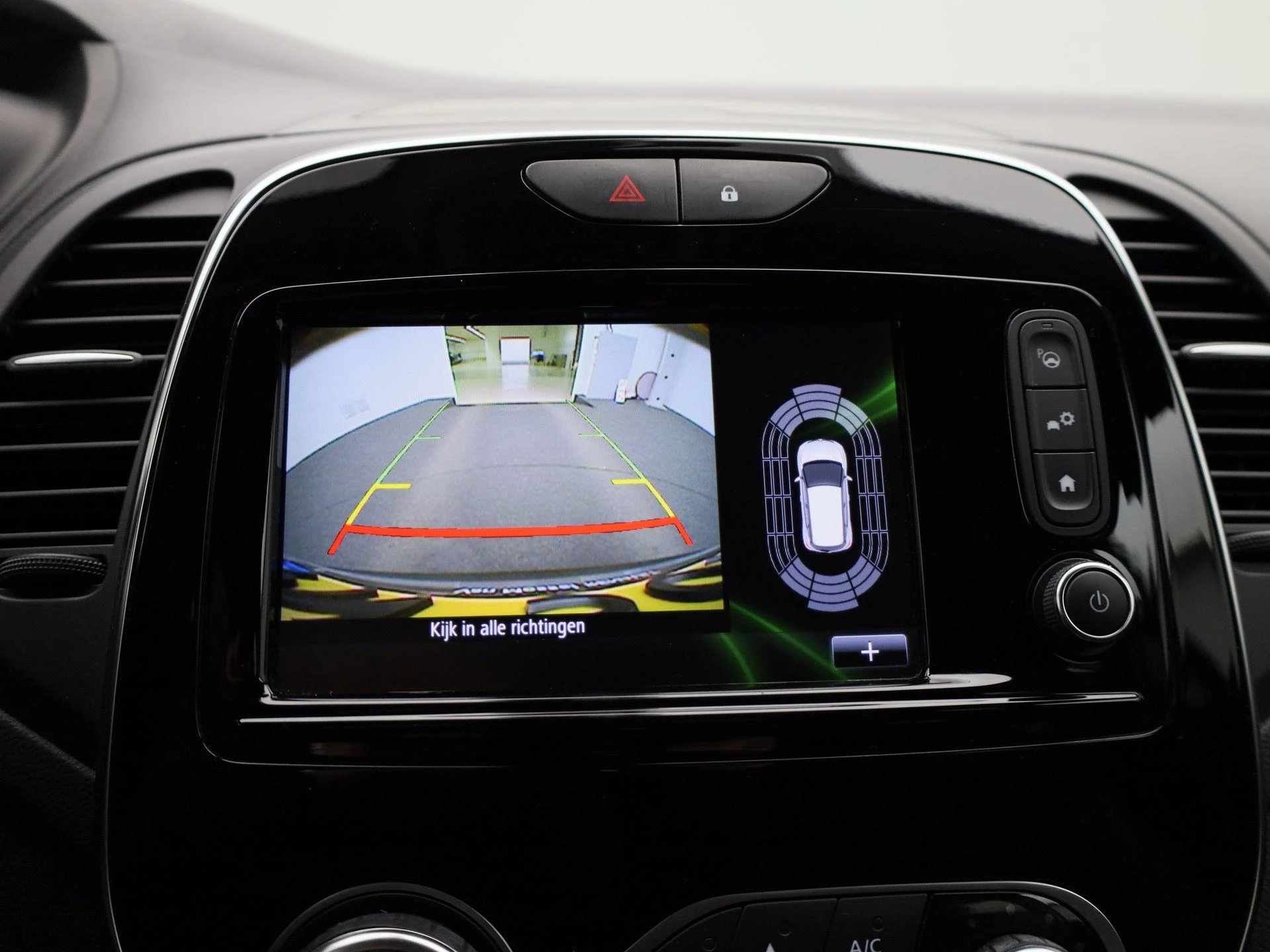 Renault-Captur-image-25