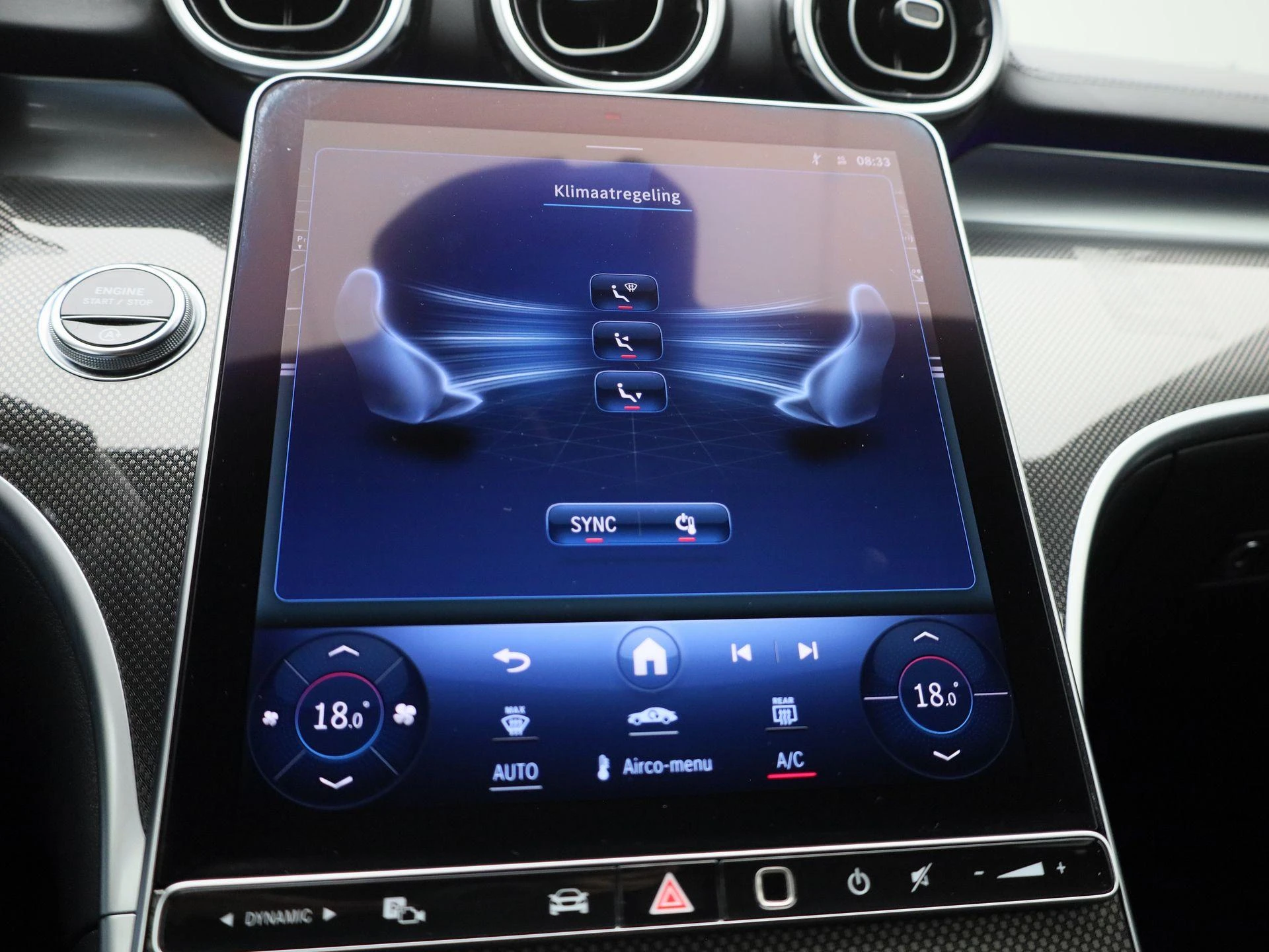 Mercedes-Benz-C-Klasse-image-16
