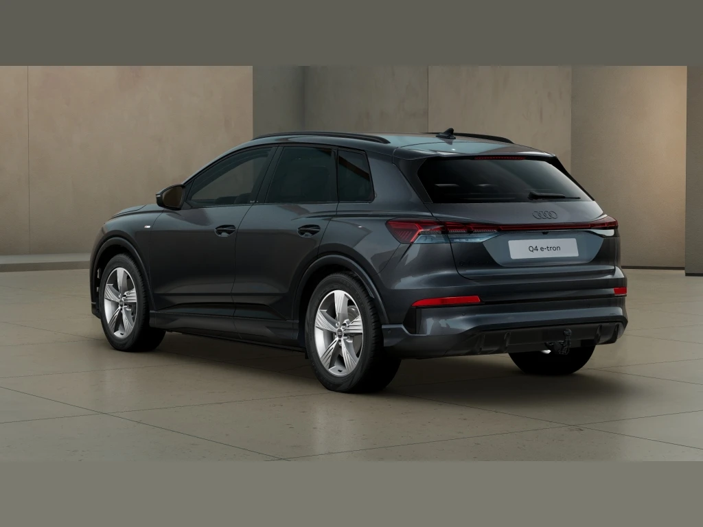 Audi Q4 e-tron UPE 67.170 S line Tech plus AHK Dyn. P