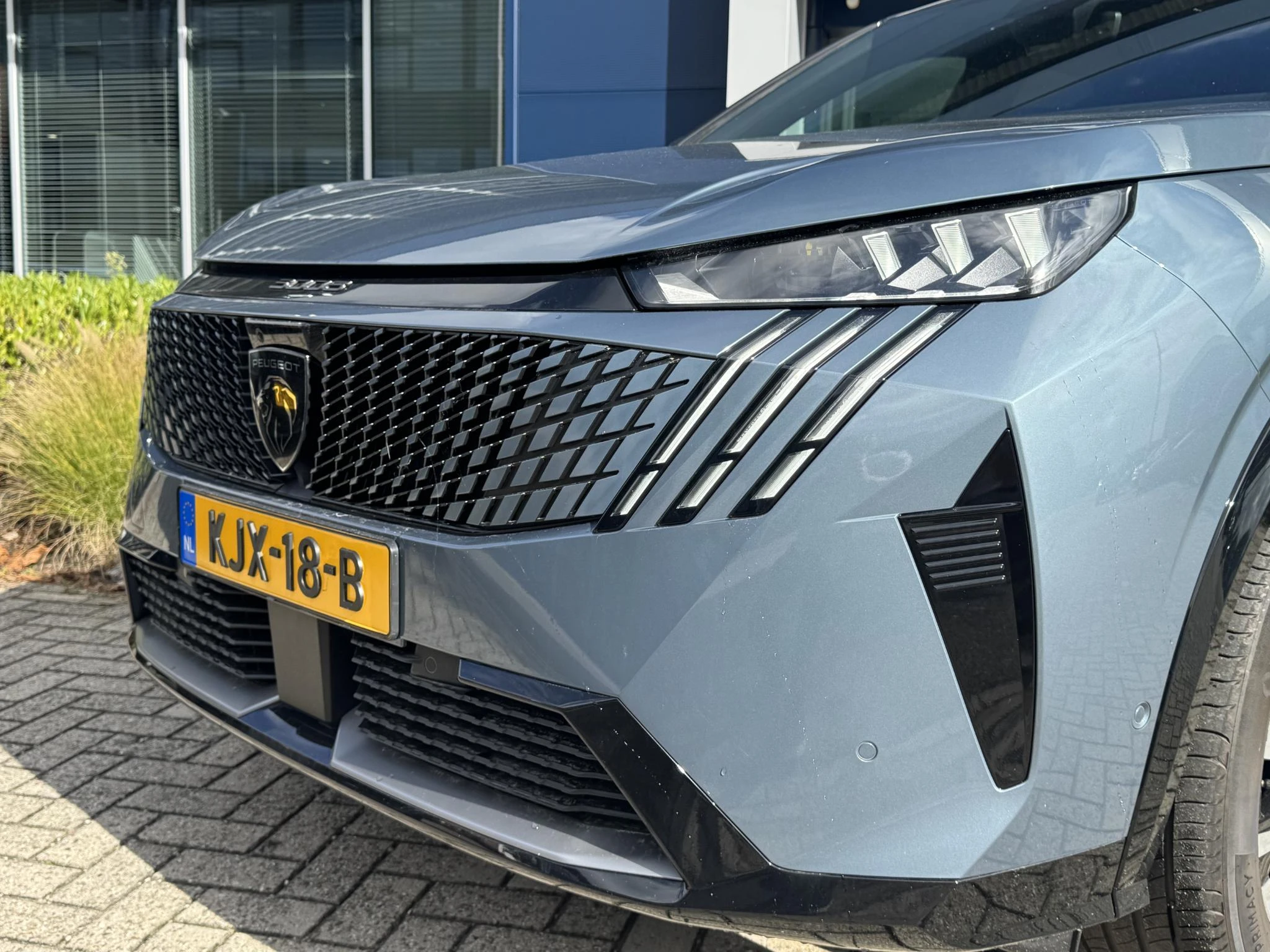 Peugeot-e-3008-image-16