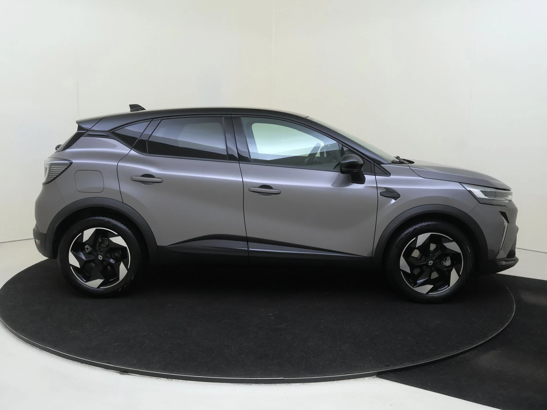 Renault-Captur-image-8