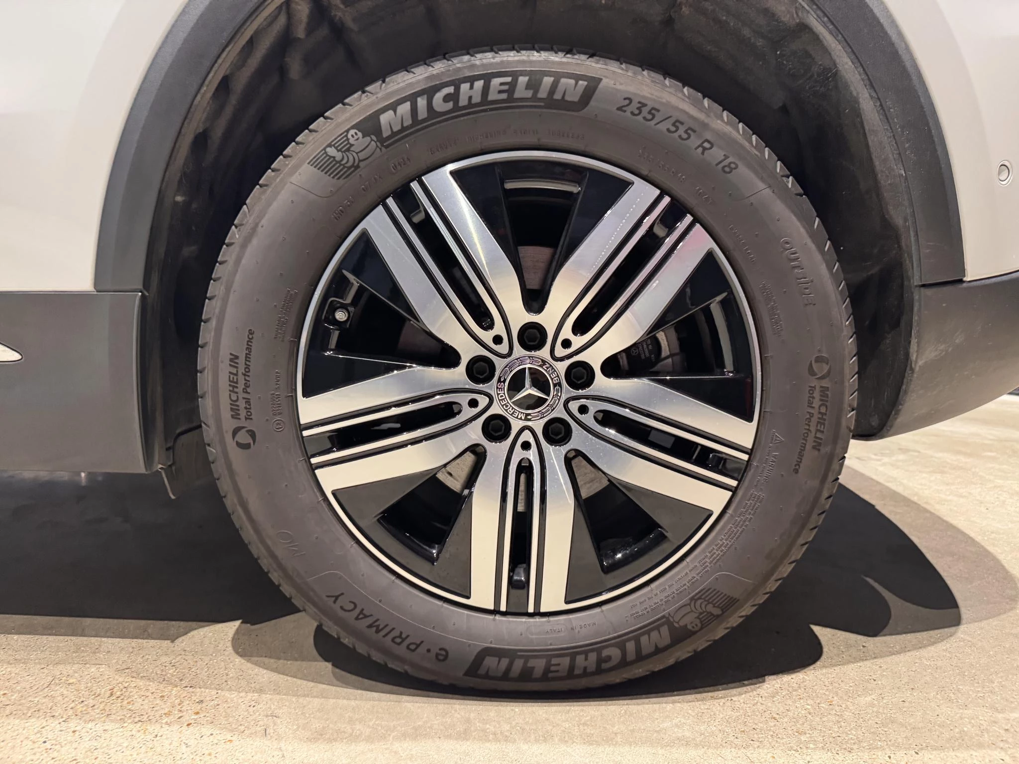 Mercedes-Benz-EQA-image-7