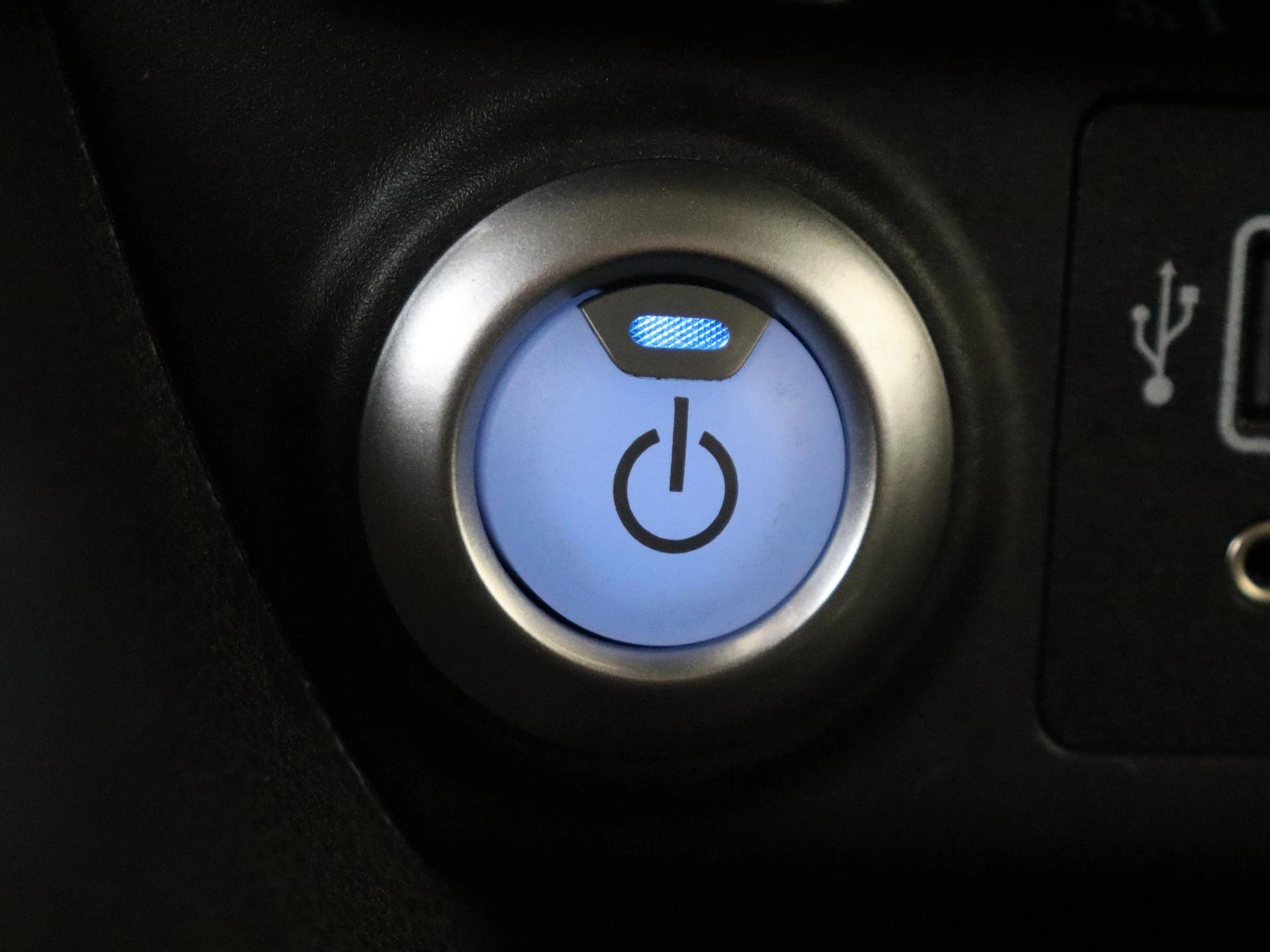 Nissan-Leaf-image-21