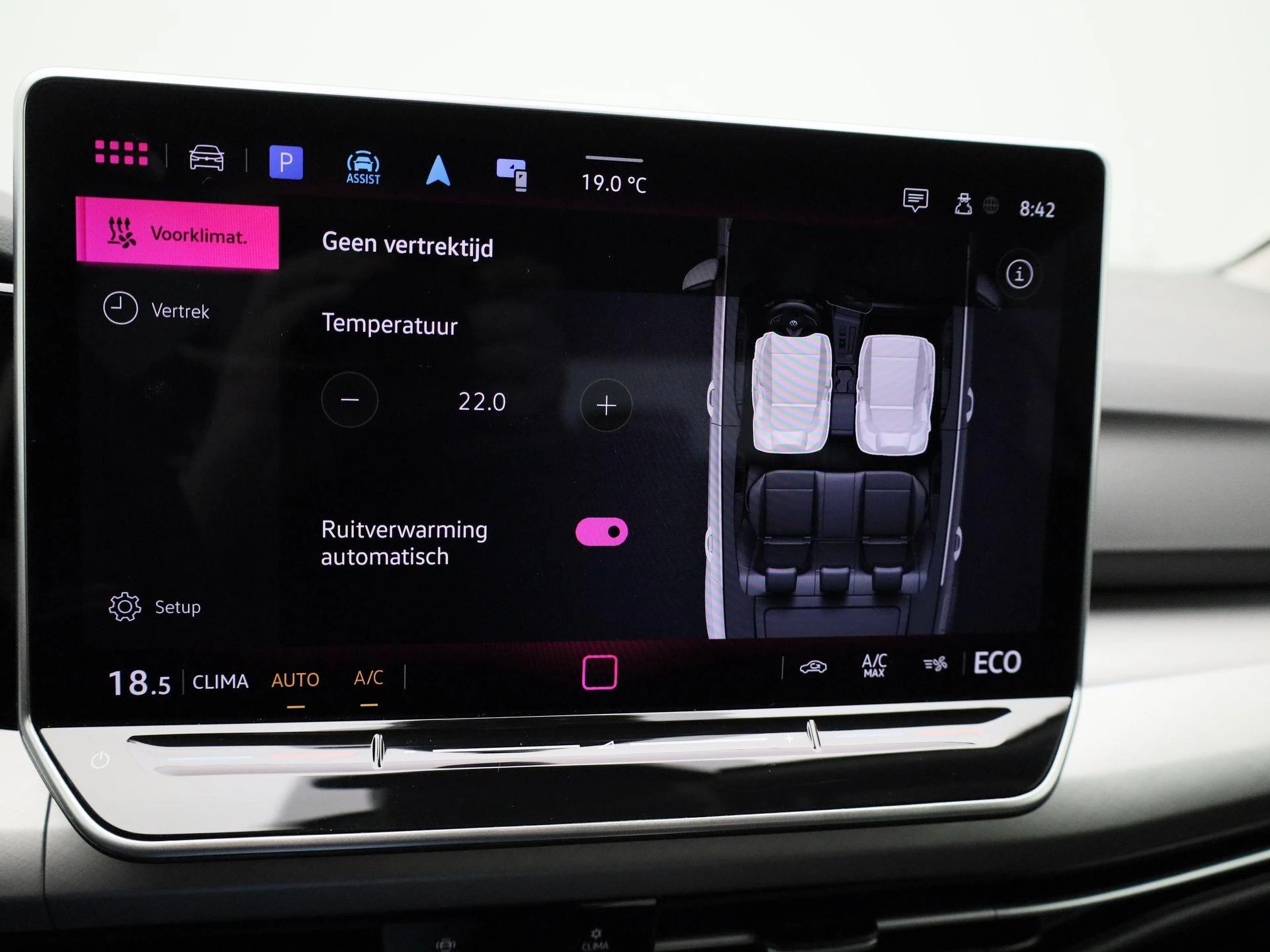 Volkswagen-Golf-image-27