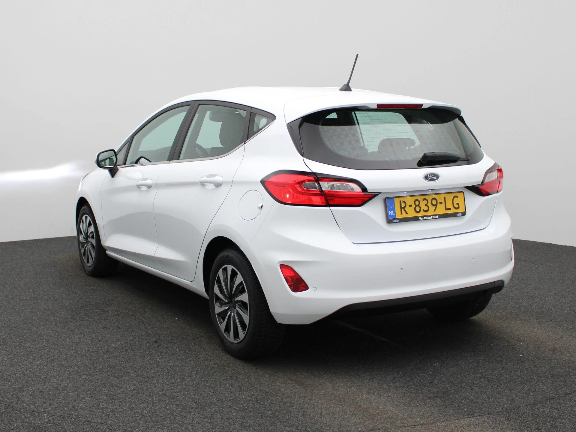 Ford-Fiesta-image-2